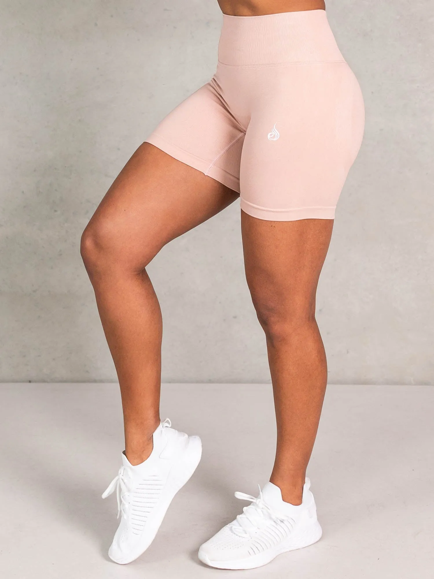 Lift BBL Scrunch Seamless Shorts - Biscotti breathable design