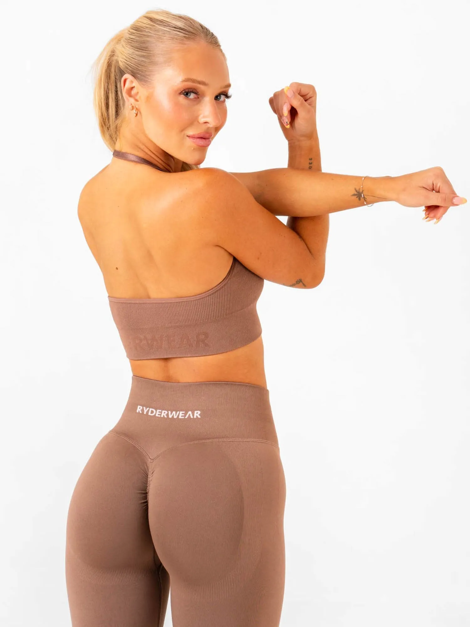 Lift Rib Seamless Halter Sports Bra - Almond Movement Ease