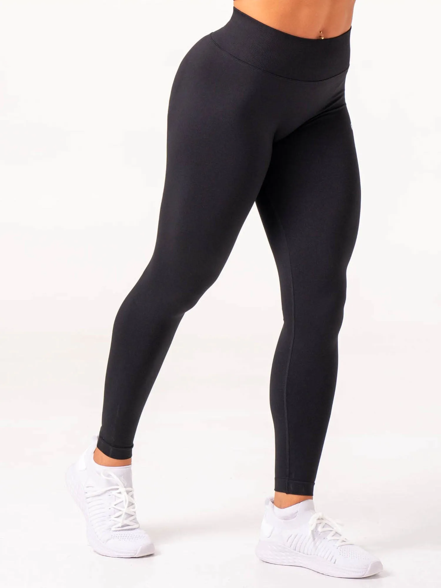 Lift Scrunch Leggings - Black Moisture release