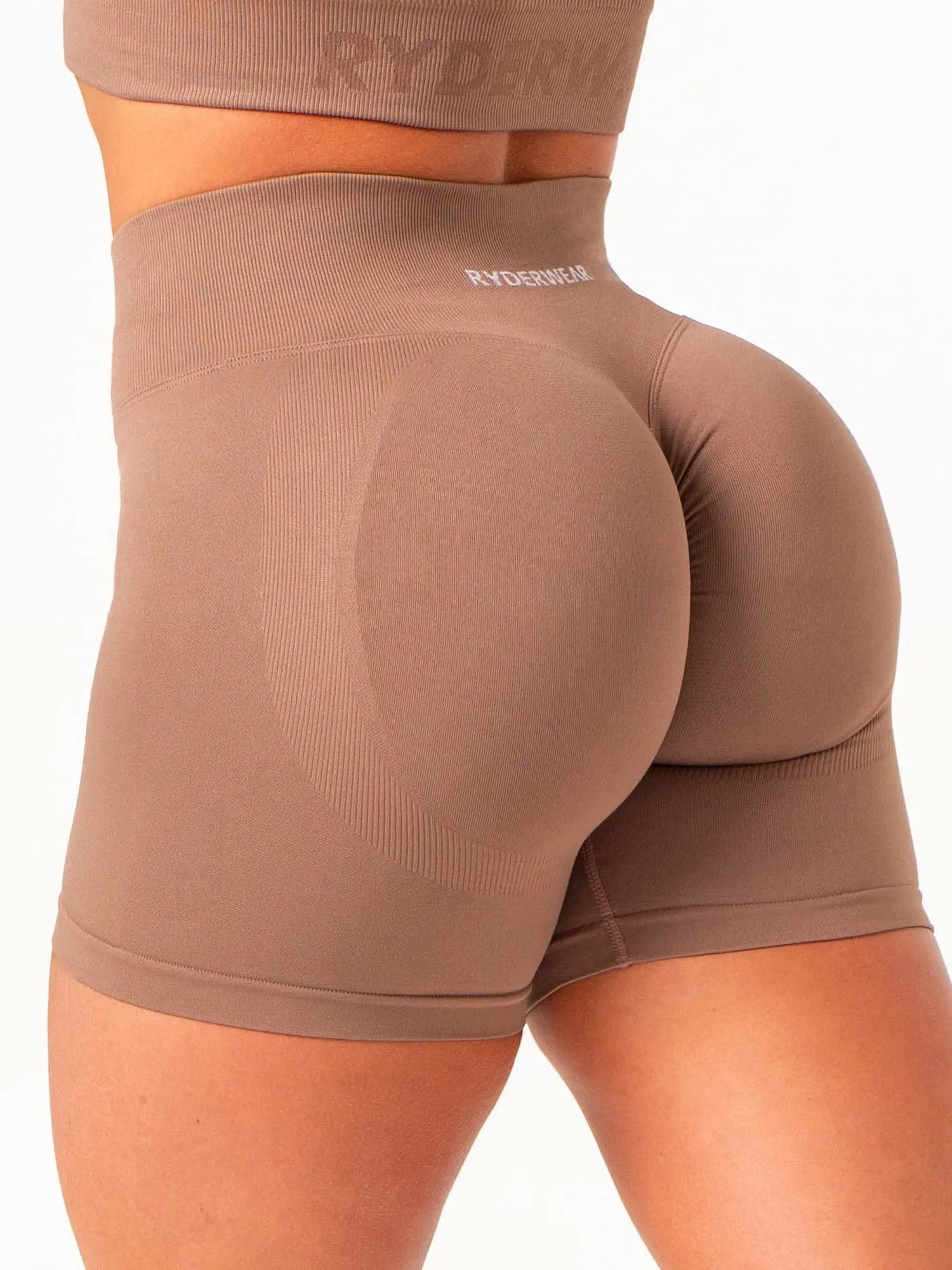 Lift Scrunch Shorts - Almond variety choice
