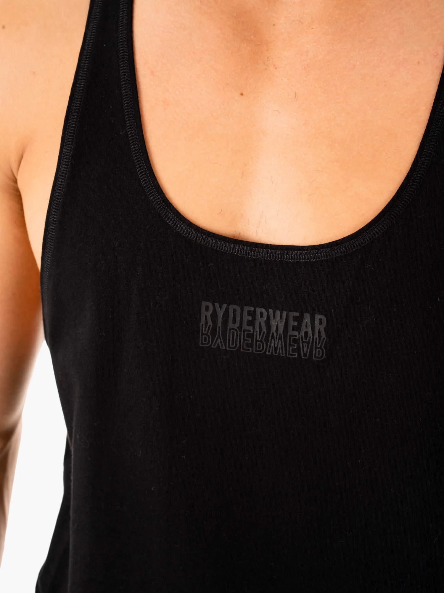 Limitless Stringer T-Back - Black sport fashion