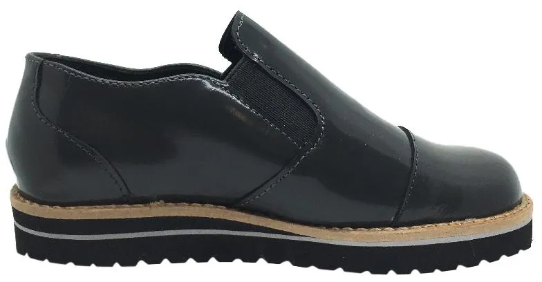 Luccini Girl's Grey Patent Leather Platform Smoking Loafer Flats smart appeal