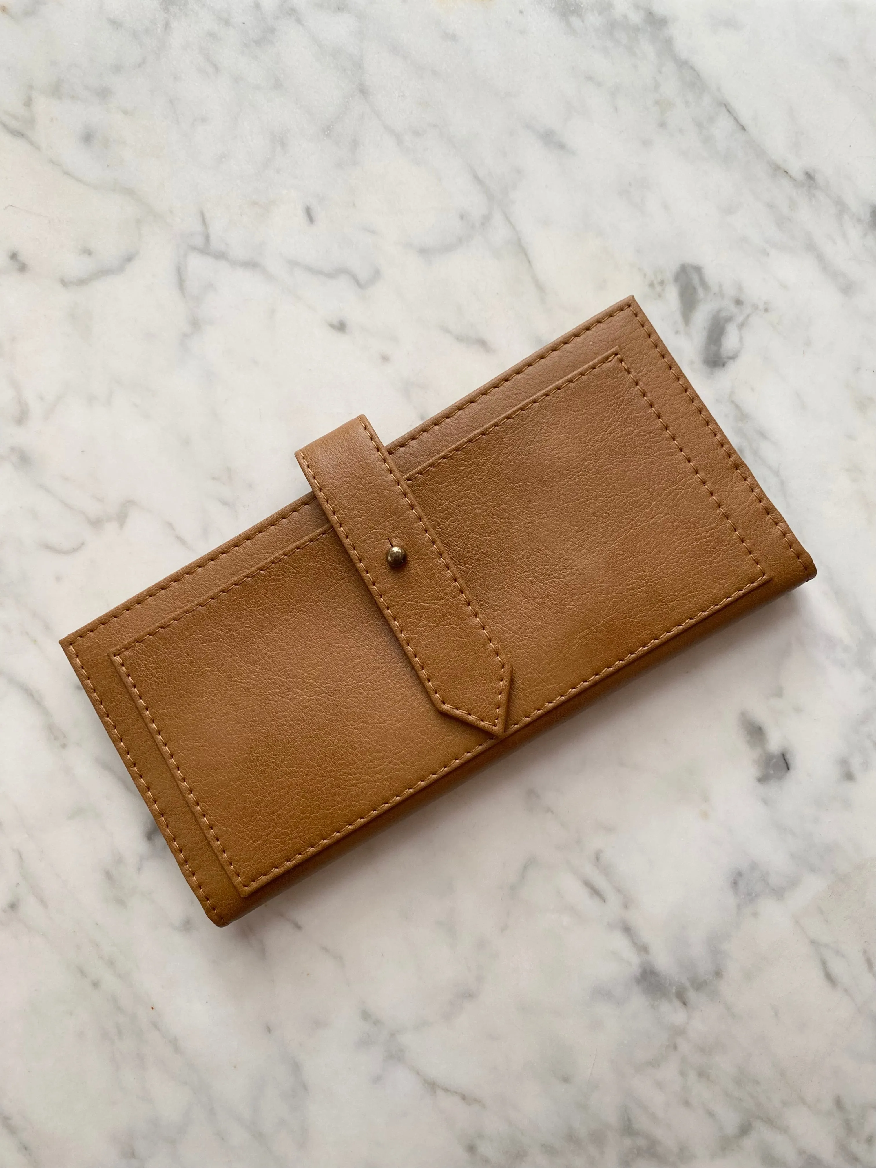 Marisol Wallet in Camel from Novacas sport edge
