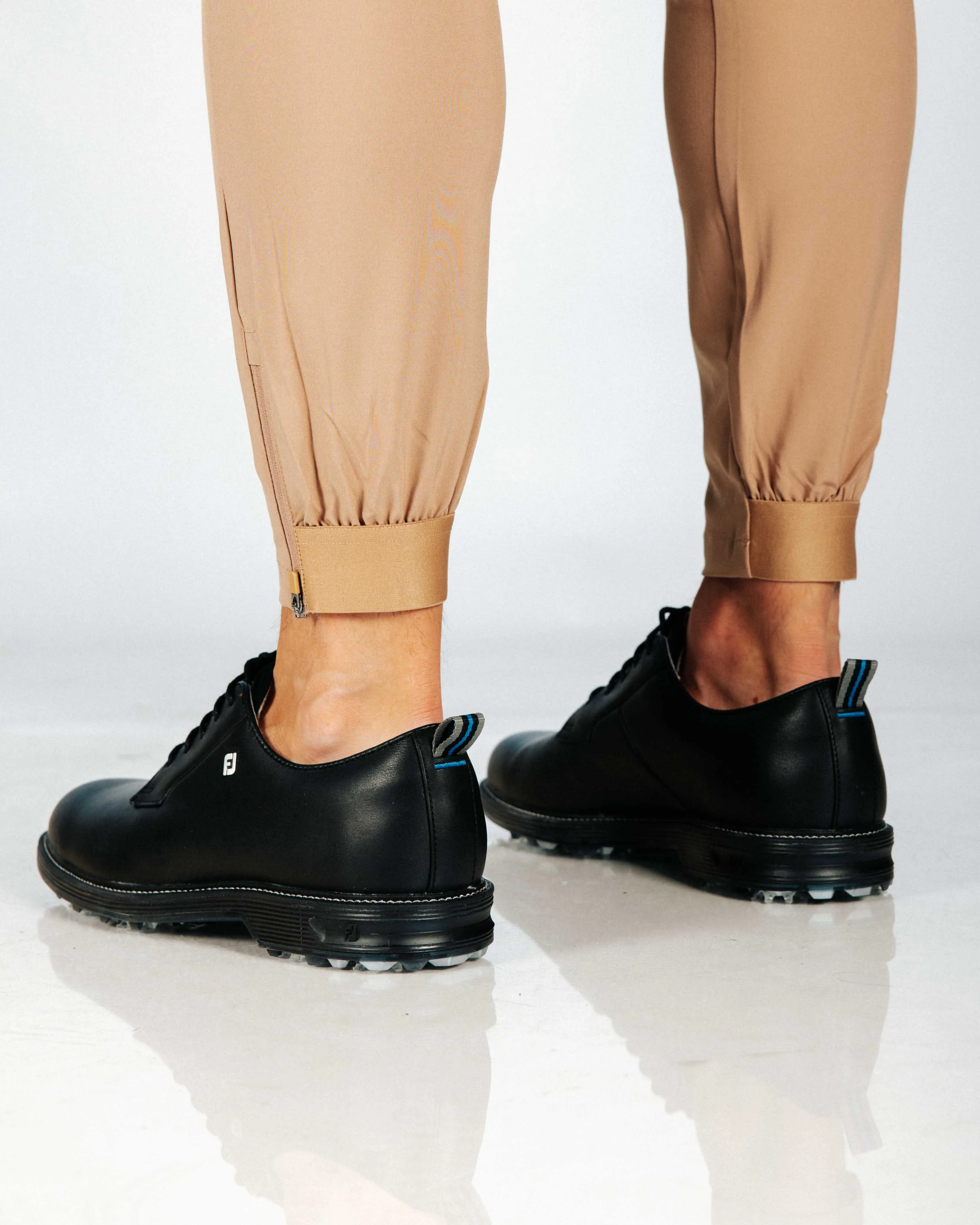 Men's Khaki Golf Jogger light exercise