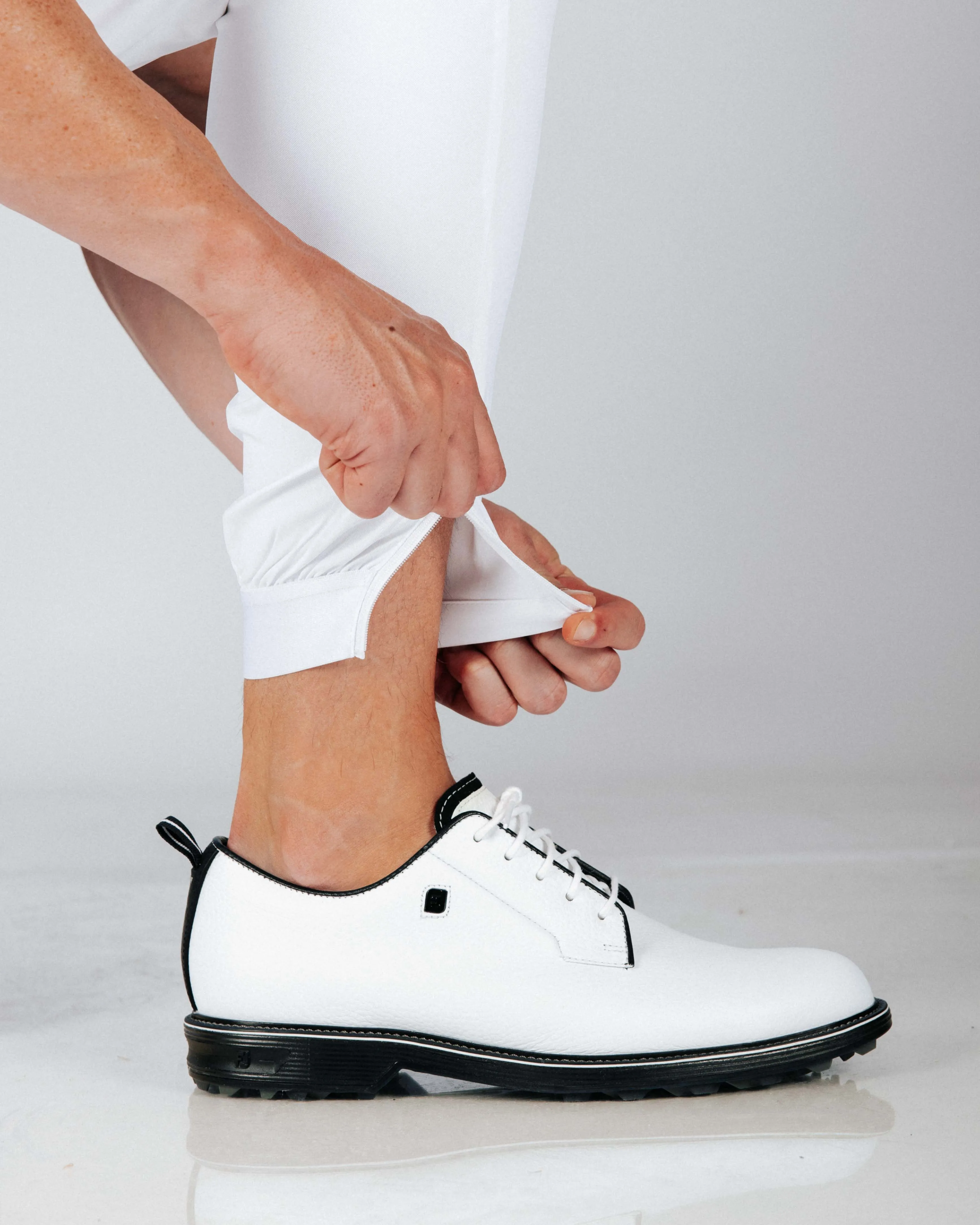 Men's White Golf Jogger casual wear