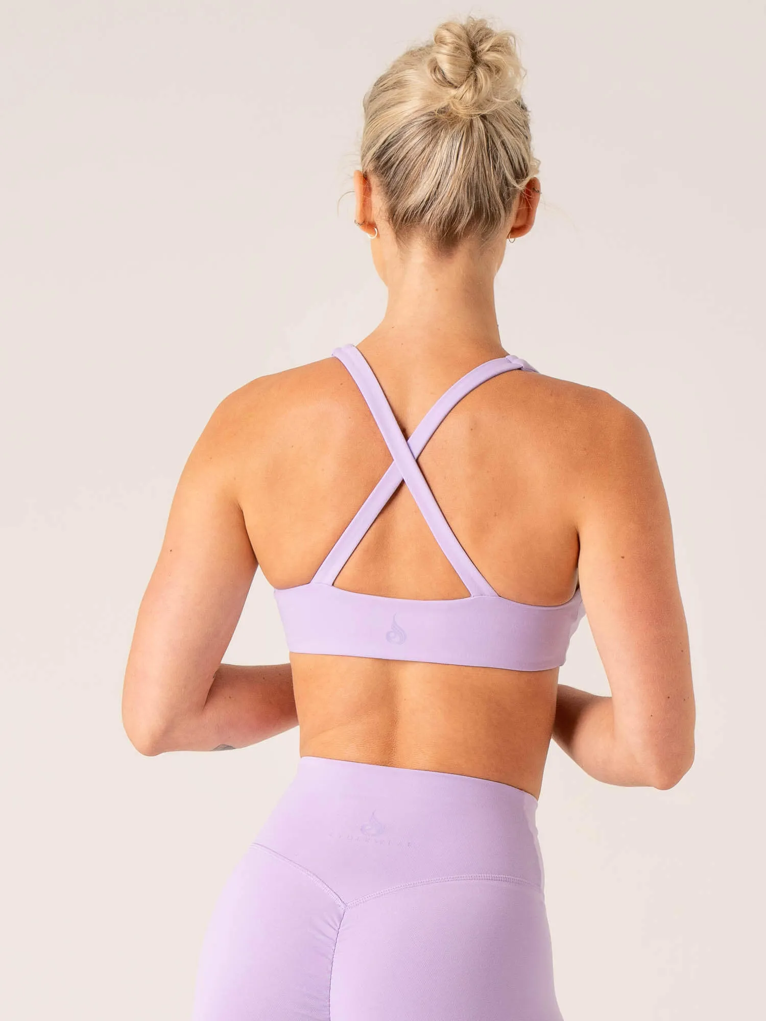 Momentum Twist Sports Bra - Lavender Stay In Place