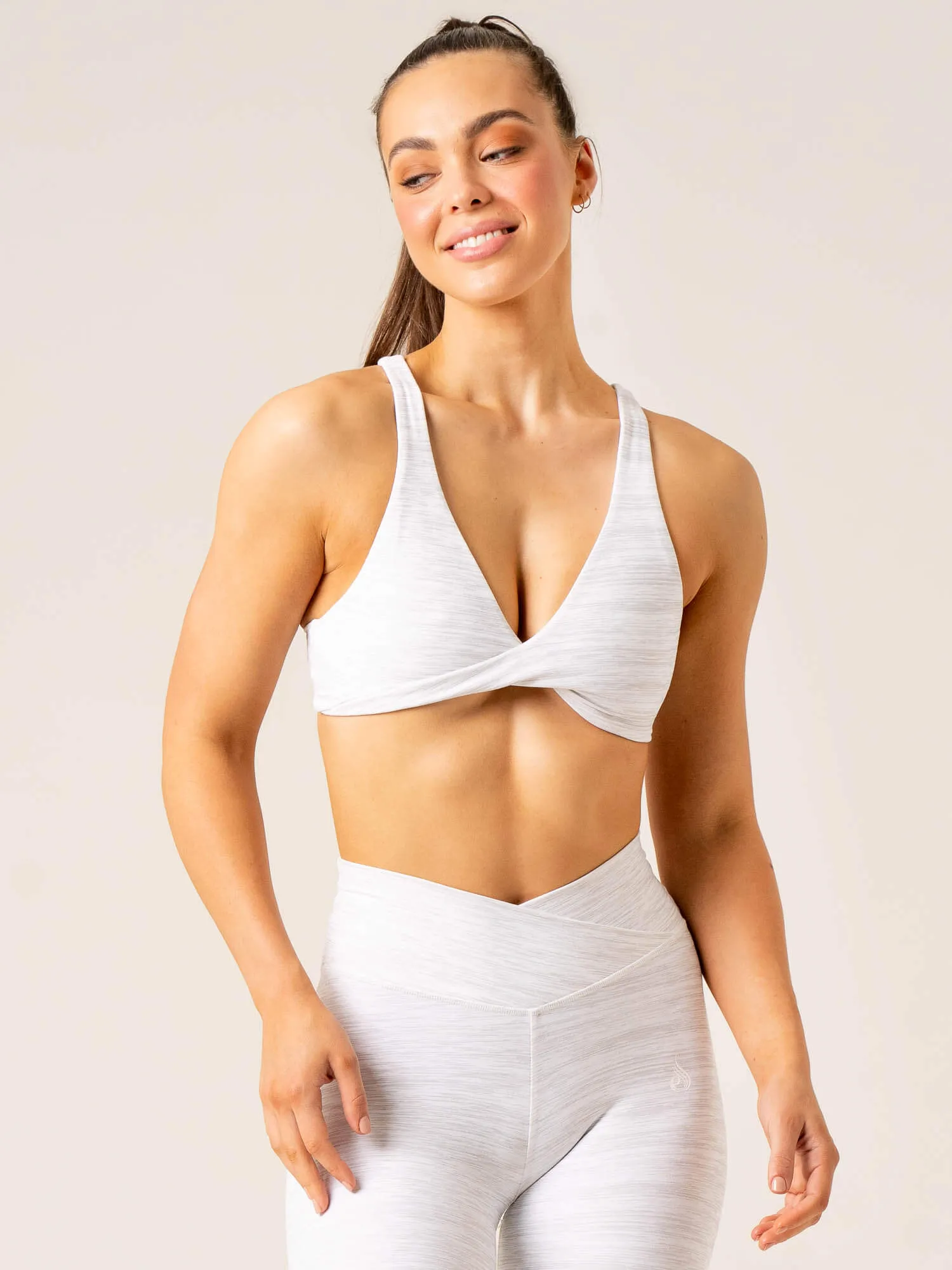 Momentum Twist Sports Bra - Snow Grey Marl Moisture Wicking