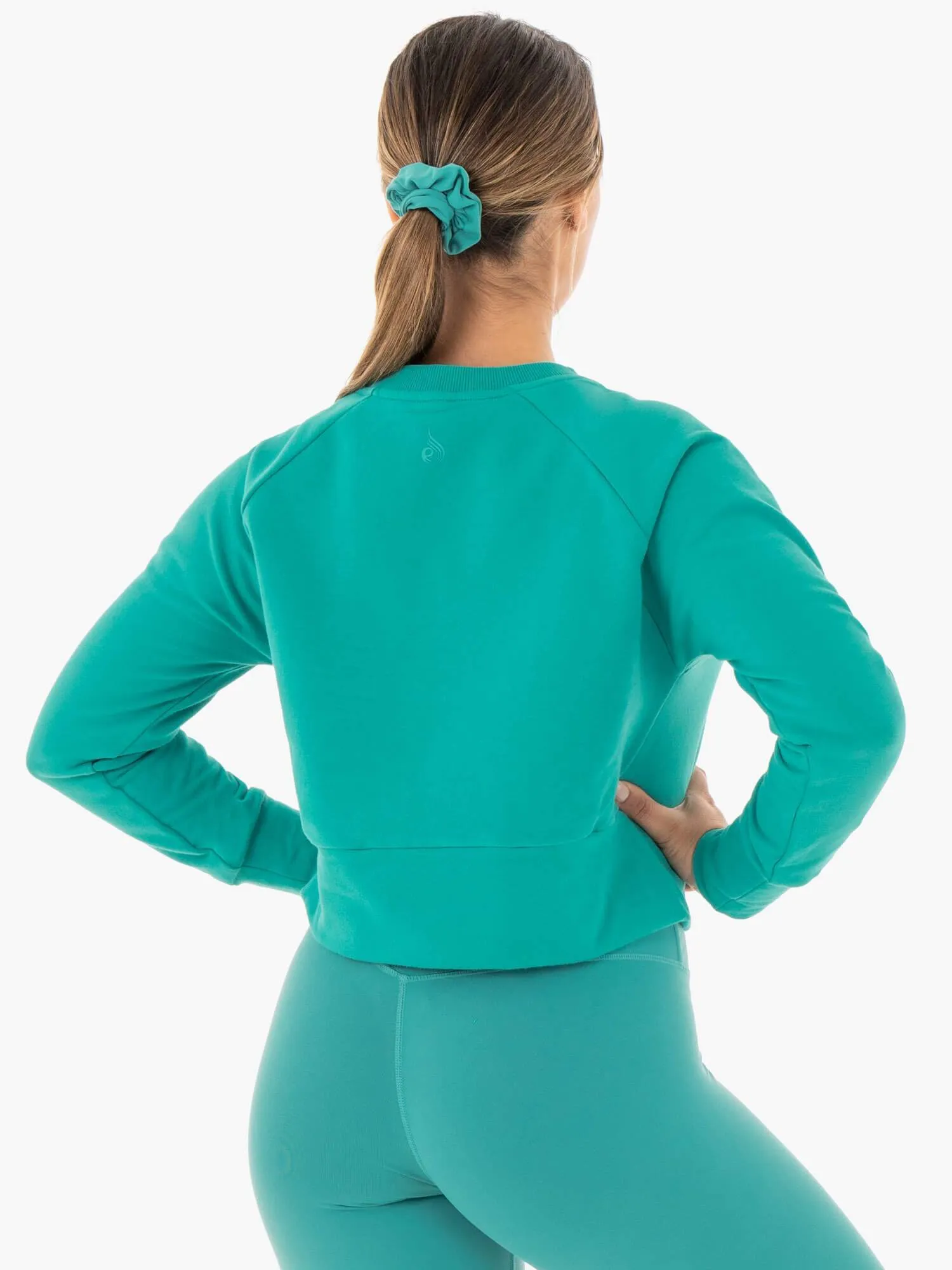 Motion Sweater - Teal vibrant energy