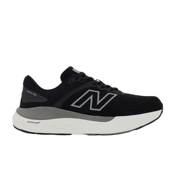 New Balance Men's Fresh Foam X 1540v4 Wide Black/White Style Spark