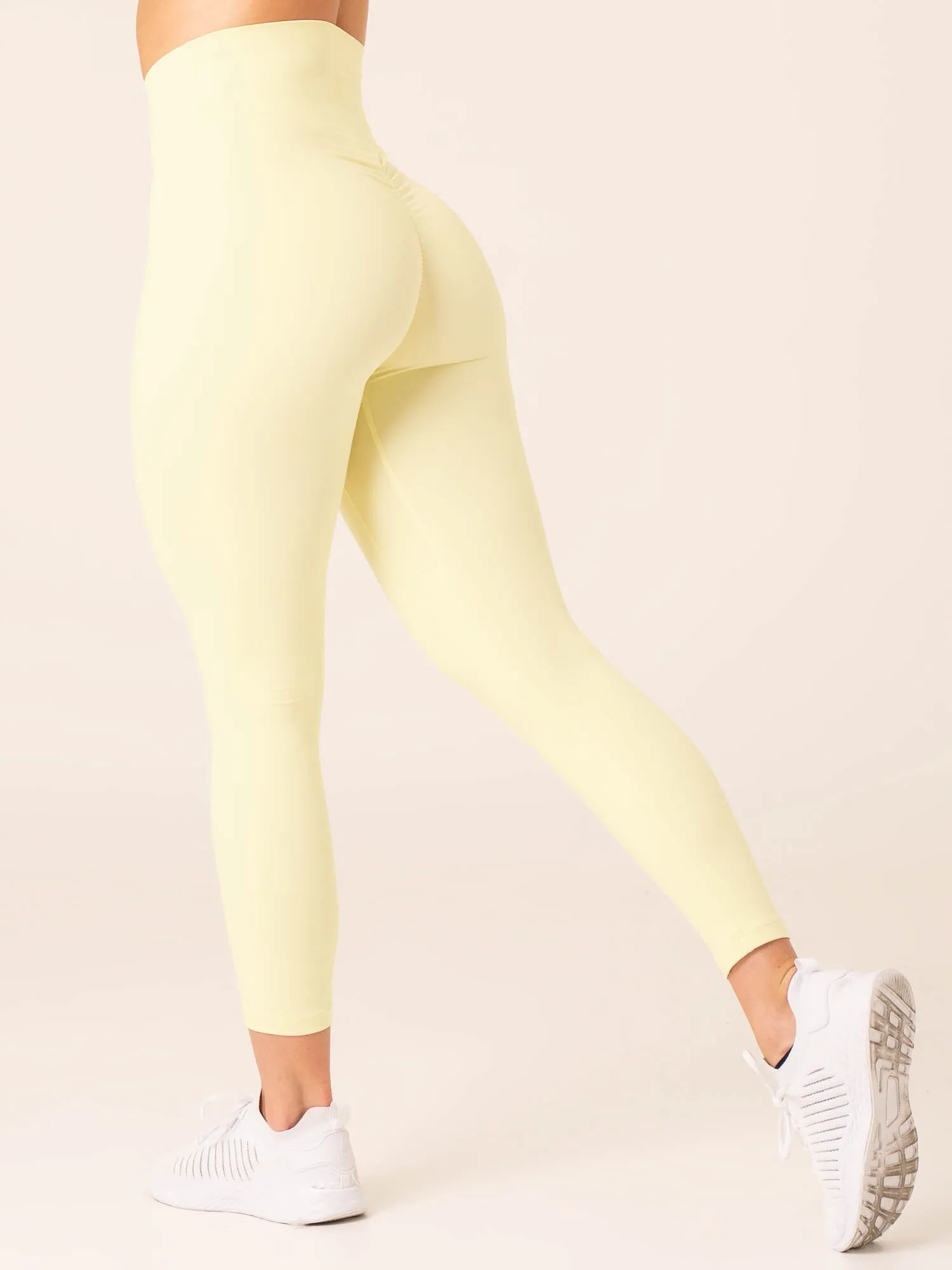 NKD High Waisted Scrunch Leggings - Lemon Performance fabric