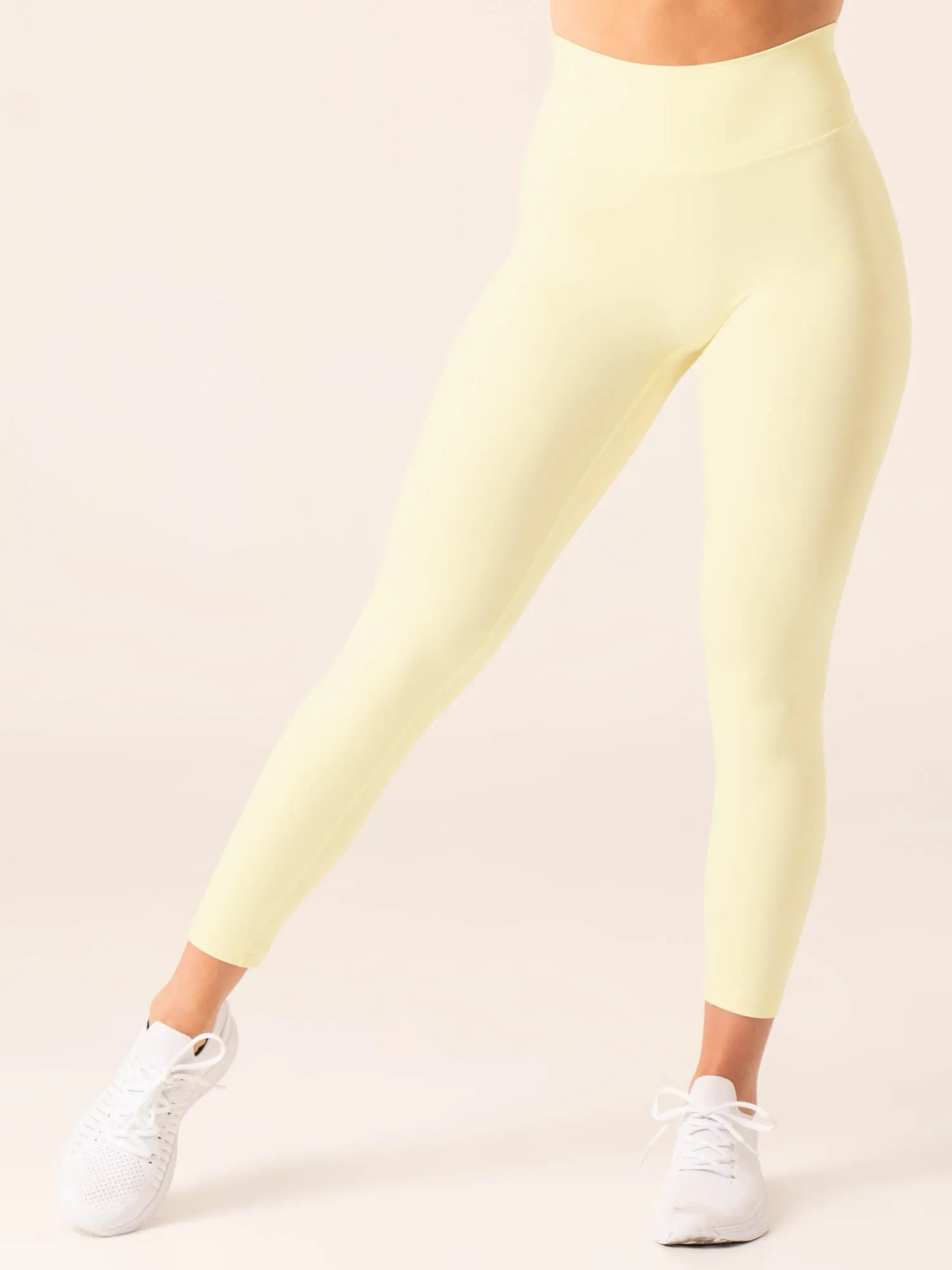 NKD High Waisted Scrunch Leggings - Lemon Flexible design