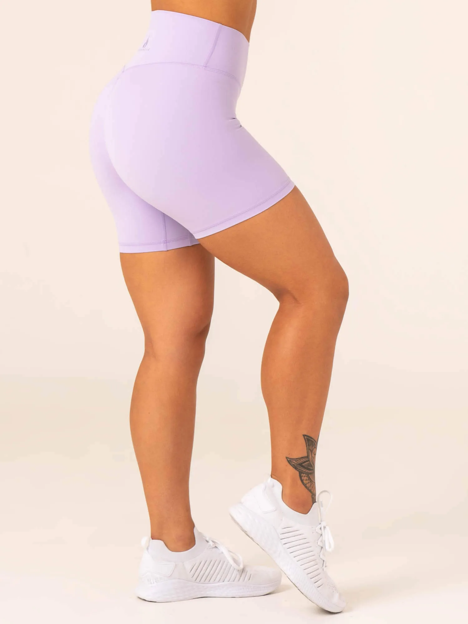 NKD High Waisted Scrunch Shorts - Lavender training gear