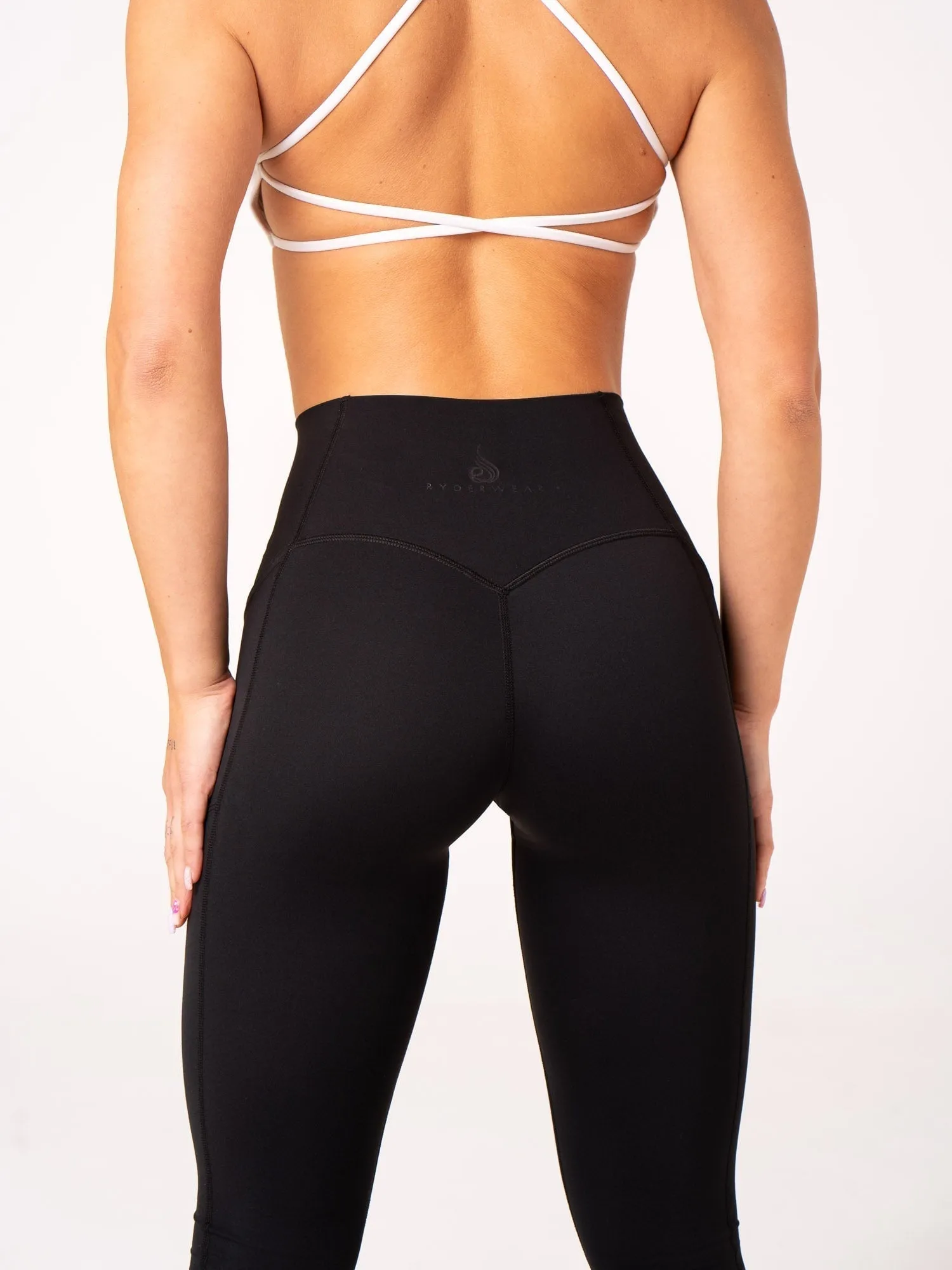 NKD Pocket Leggings - Black Performance wear