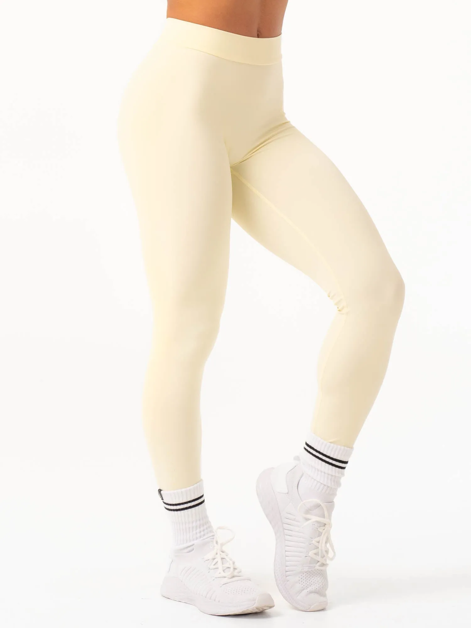 NKD V Scrunch Leggings - Lemon Drop Comfort design