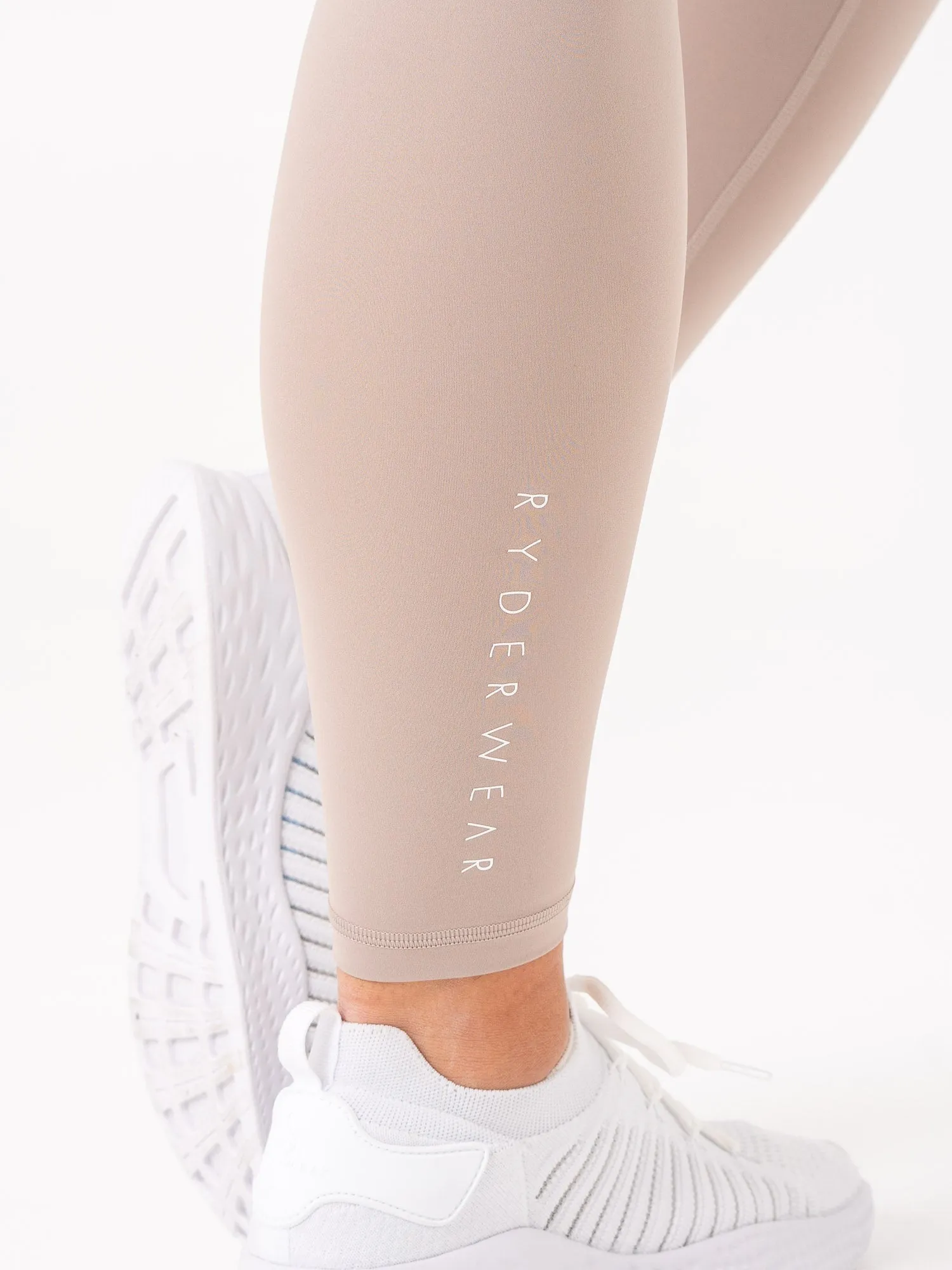 NKD V Scrunch Leggings - Taupe On-the-go wear