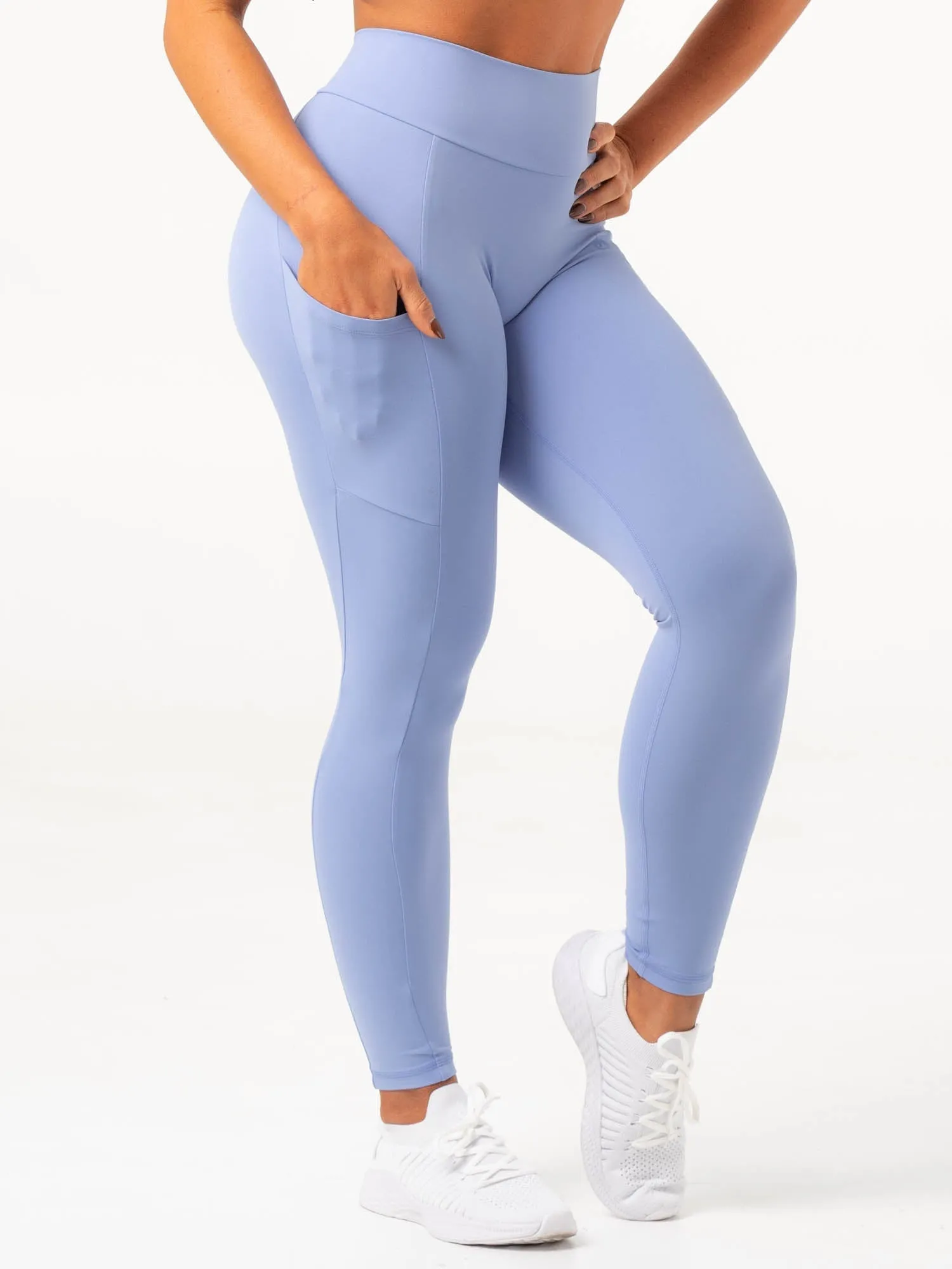 NKD V Scrunch Pocket Leggings - Dreamy Blue Layer ready