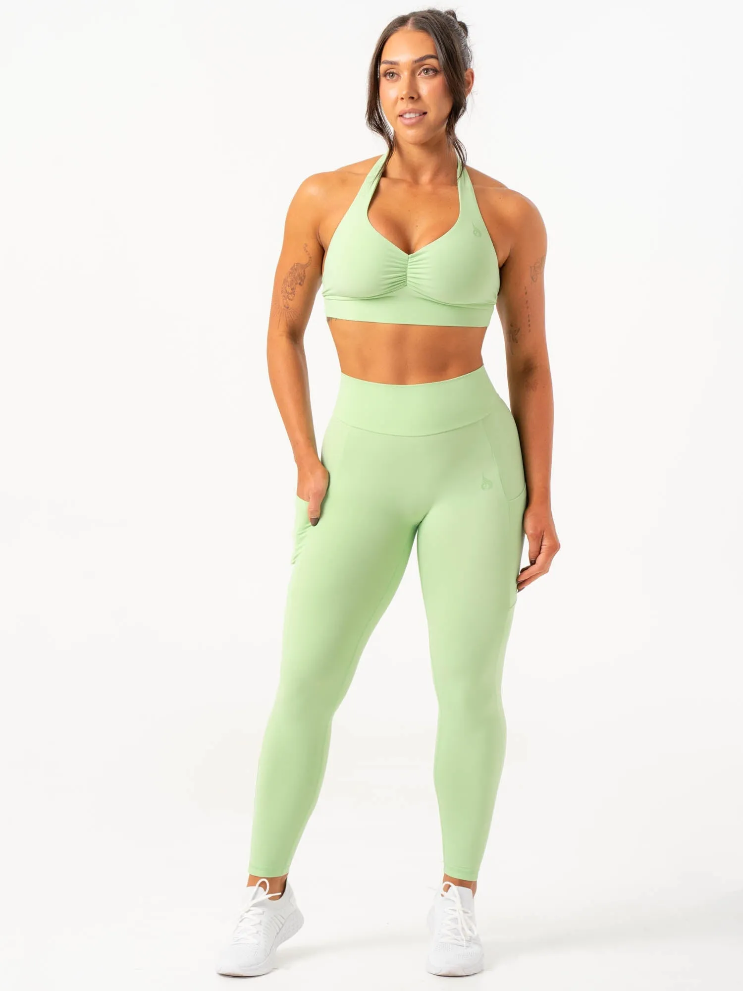 NKD V Scrunch Pocket Leggings - Green Glow Comfort zone