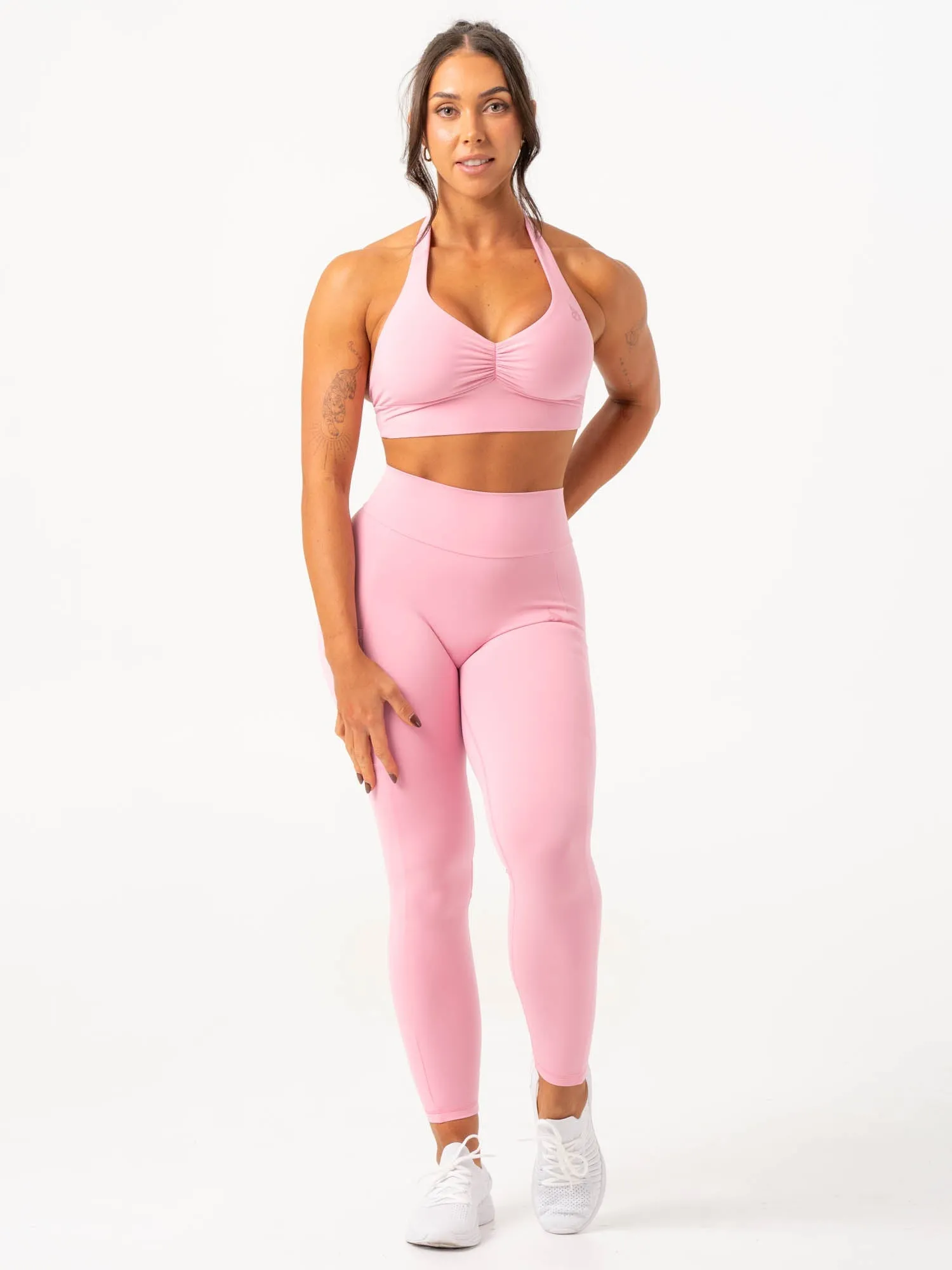 NKD V Scrunch Pocket Leggings - Pink Sugar Soft texture