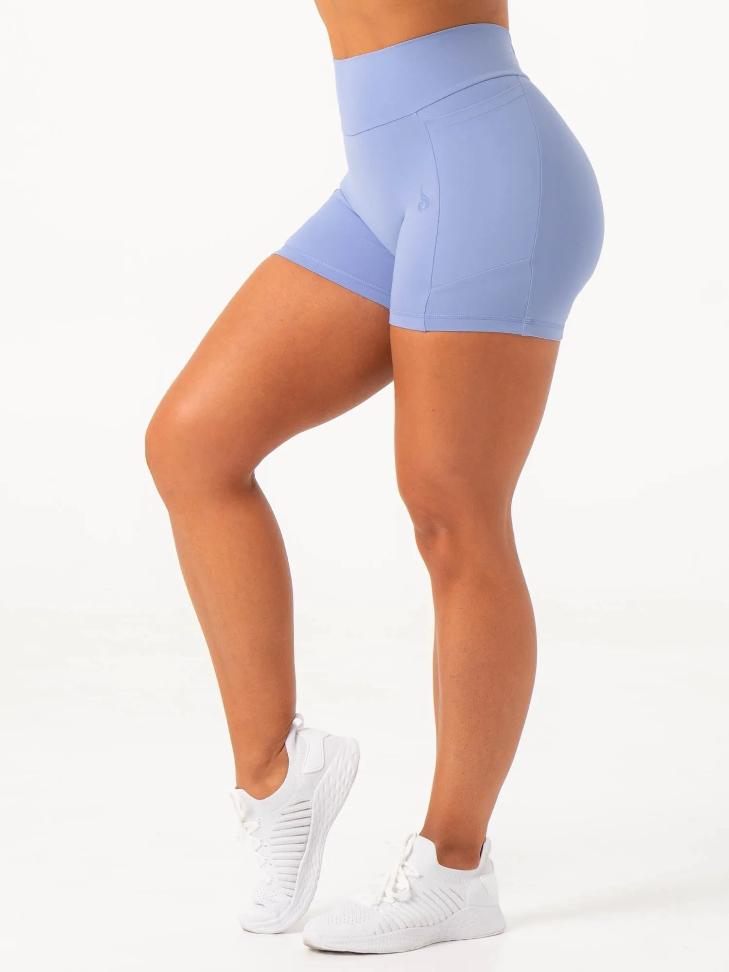 NKD V Scrunch Pocket Shorts - Dreamy Blue sweat barrier
