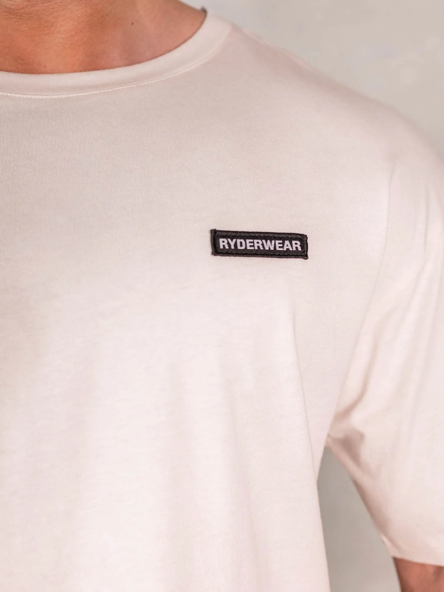 NRG Oversized T-Shirt - Oat casual style