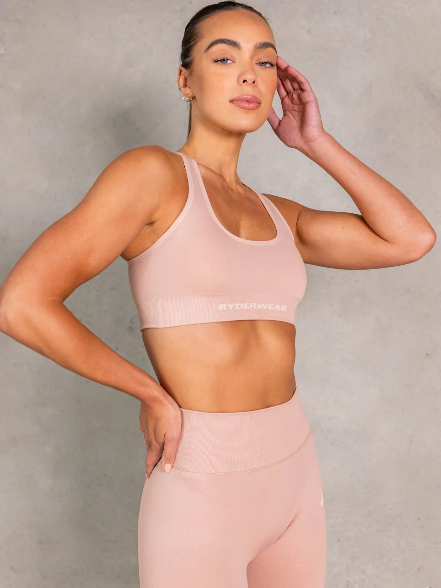 NRG Seamless Scoop Neck Sports Bra - Biscotti quality promise