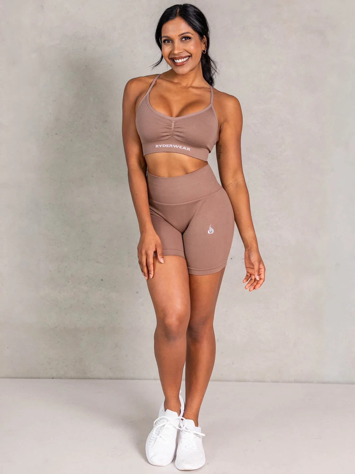 NRG Seamless Sports Bra - Almond Elastic Band
