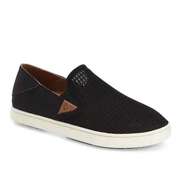 OluKai Women's Pehuea Black move free
