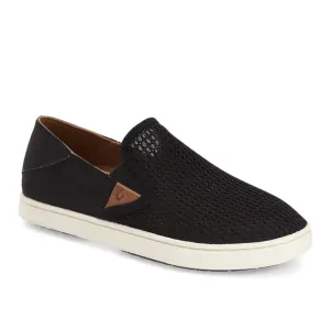 OluKai Women's Pehuea Black move free