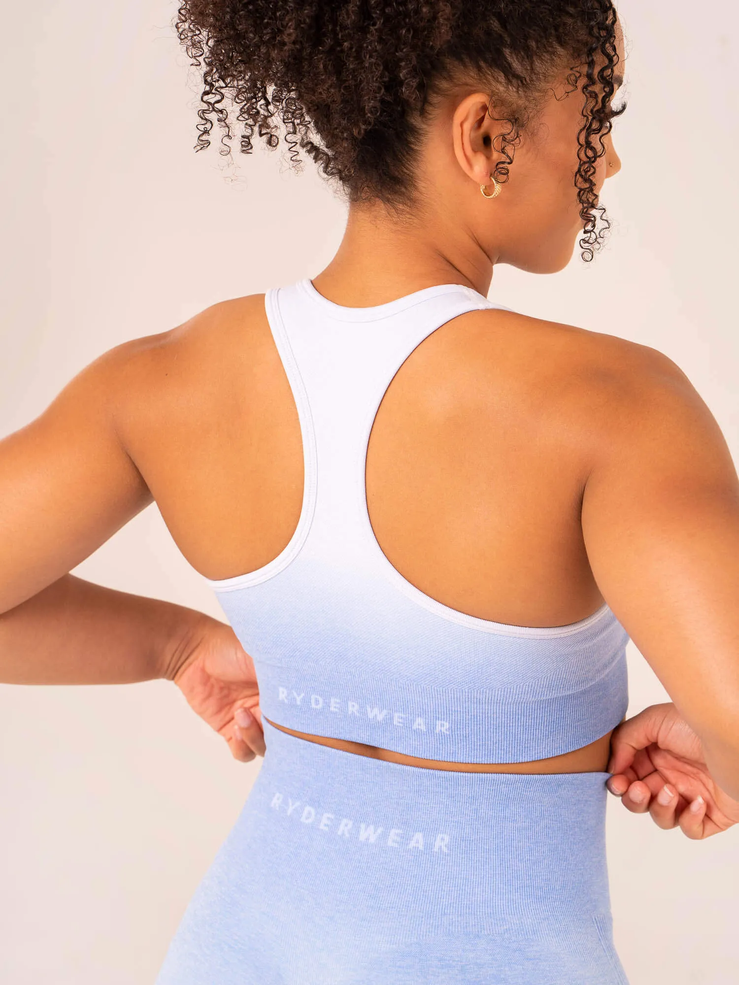 Ombre Seamless Sports Bra - Cornflower Blue Ombre Style Variety