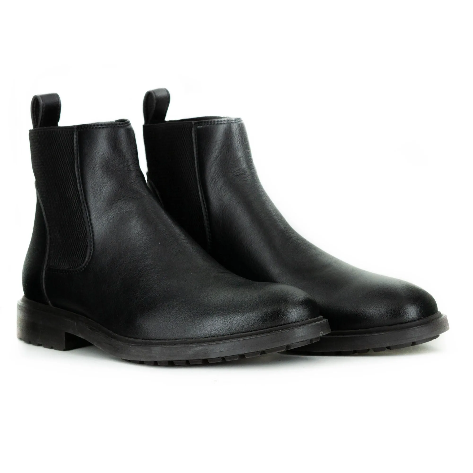 Oscar Chelsea Boot in Black from Novacas gear shift