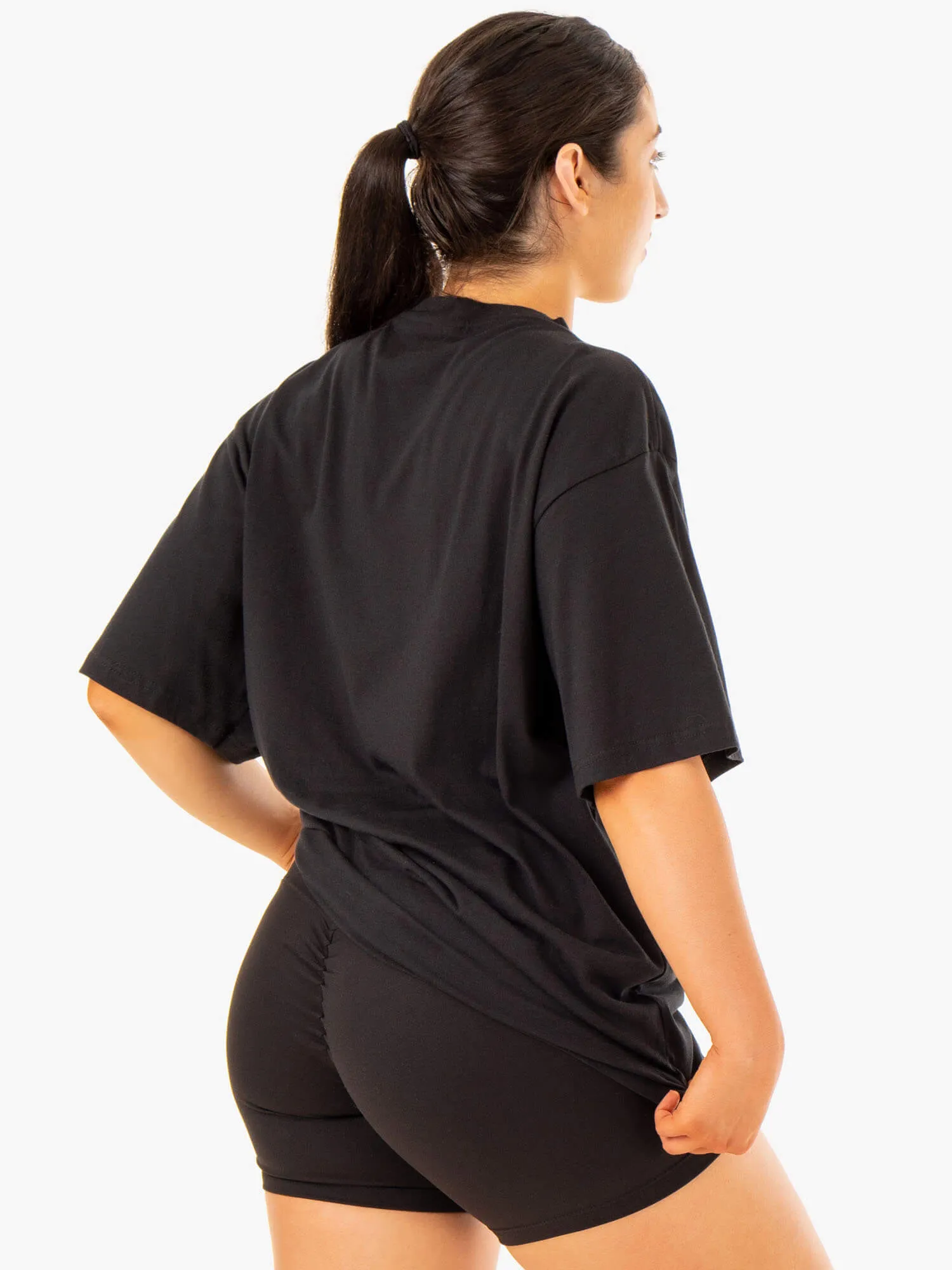 Oversized T-Shirt - Black travel light