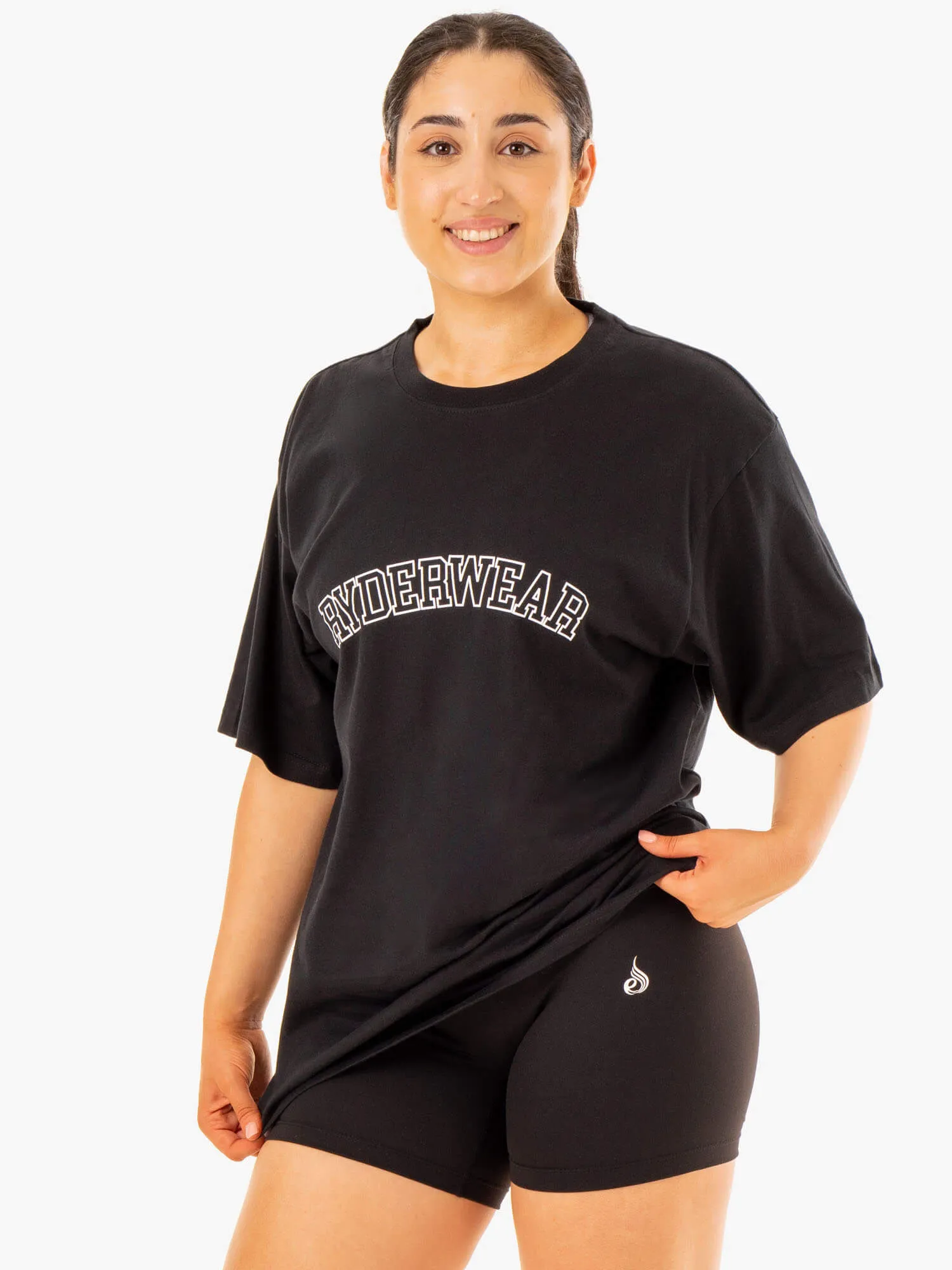 Oversized T-Shirt - Black casual chic