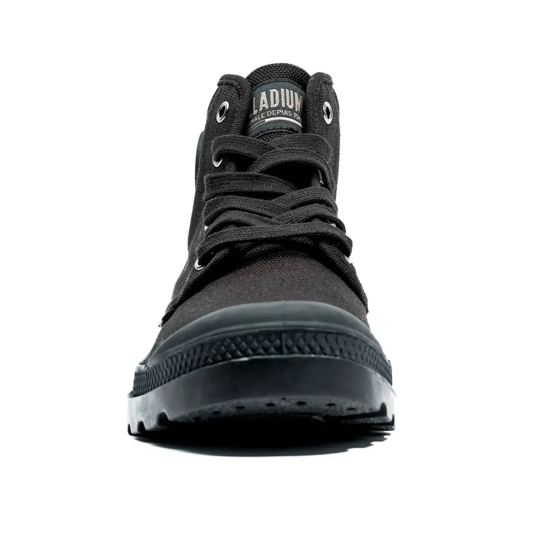 Pampa Hi Boot in Black from Palladium wander light