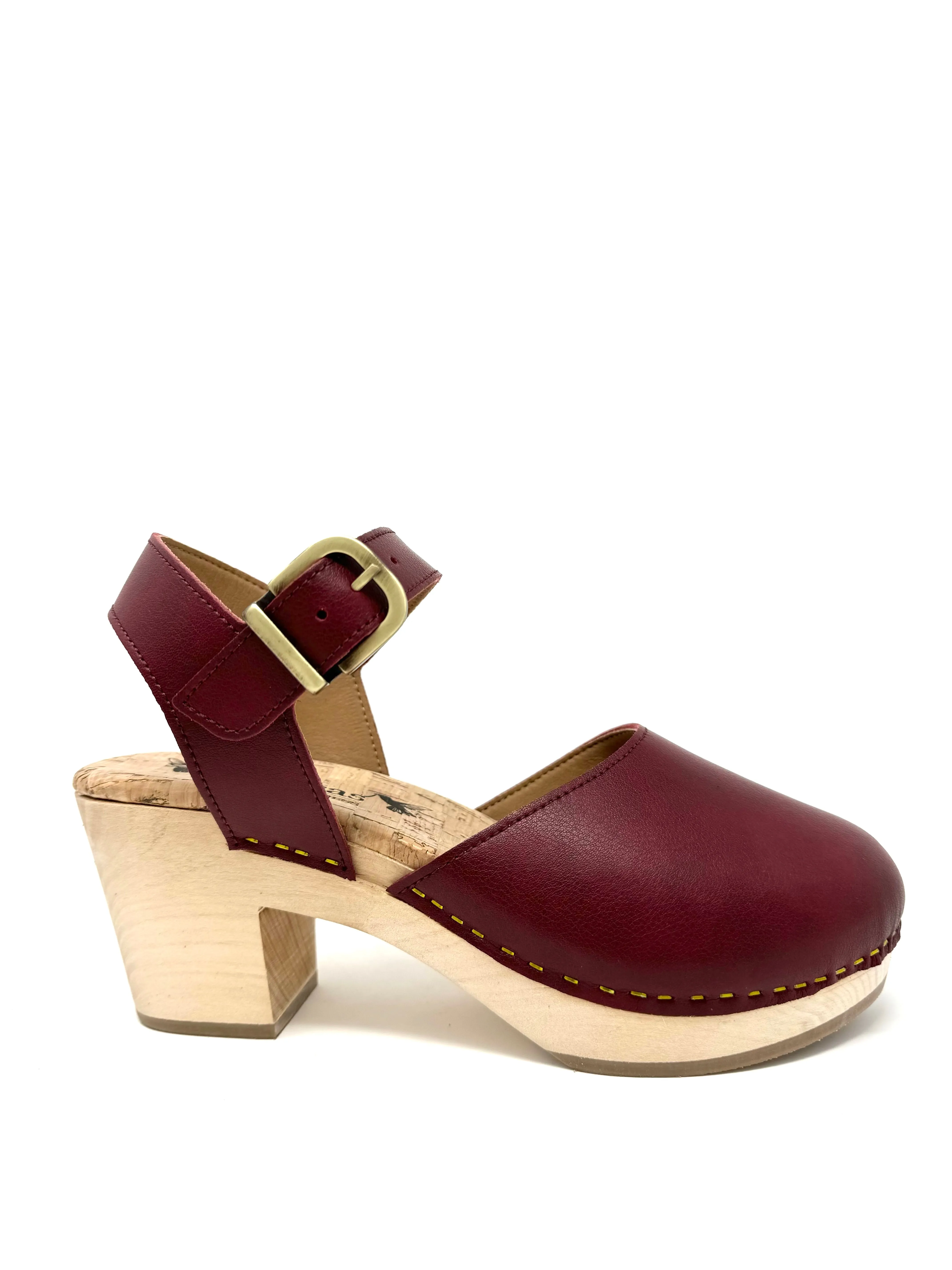 Pepper Clog in Bordeaux from Novacas Summer Mood