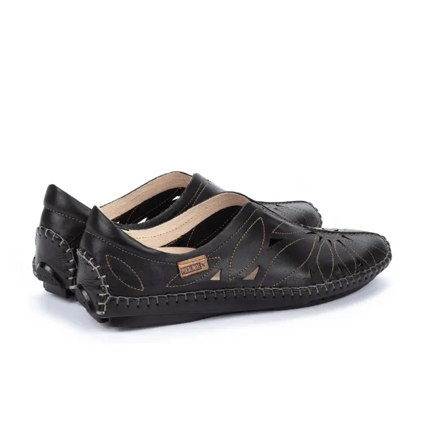 Pikolinos Women's Jerez Black street style