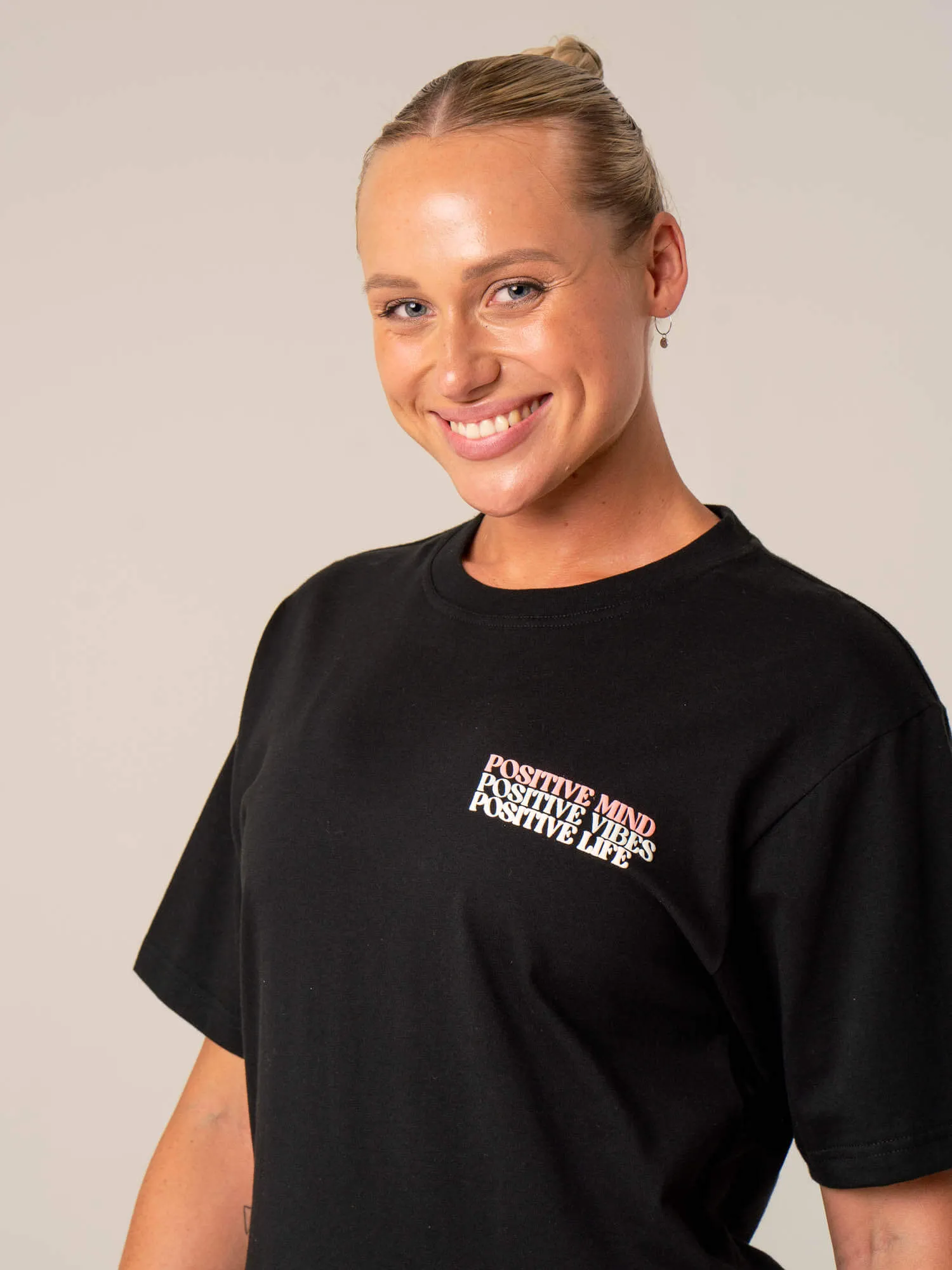 Positive Vibes T-Shirt - Black sun protection
