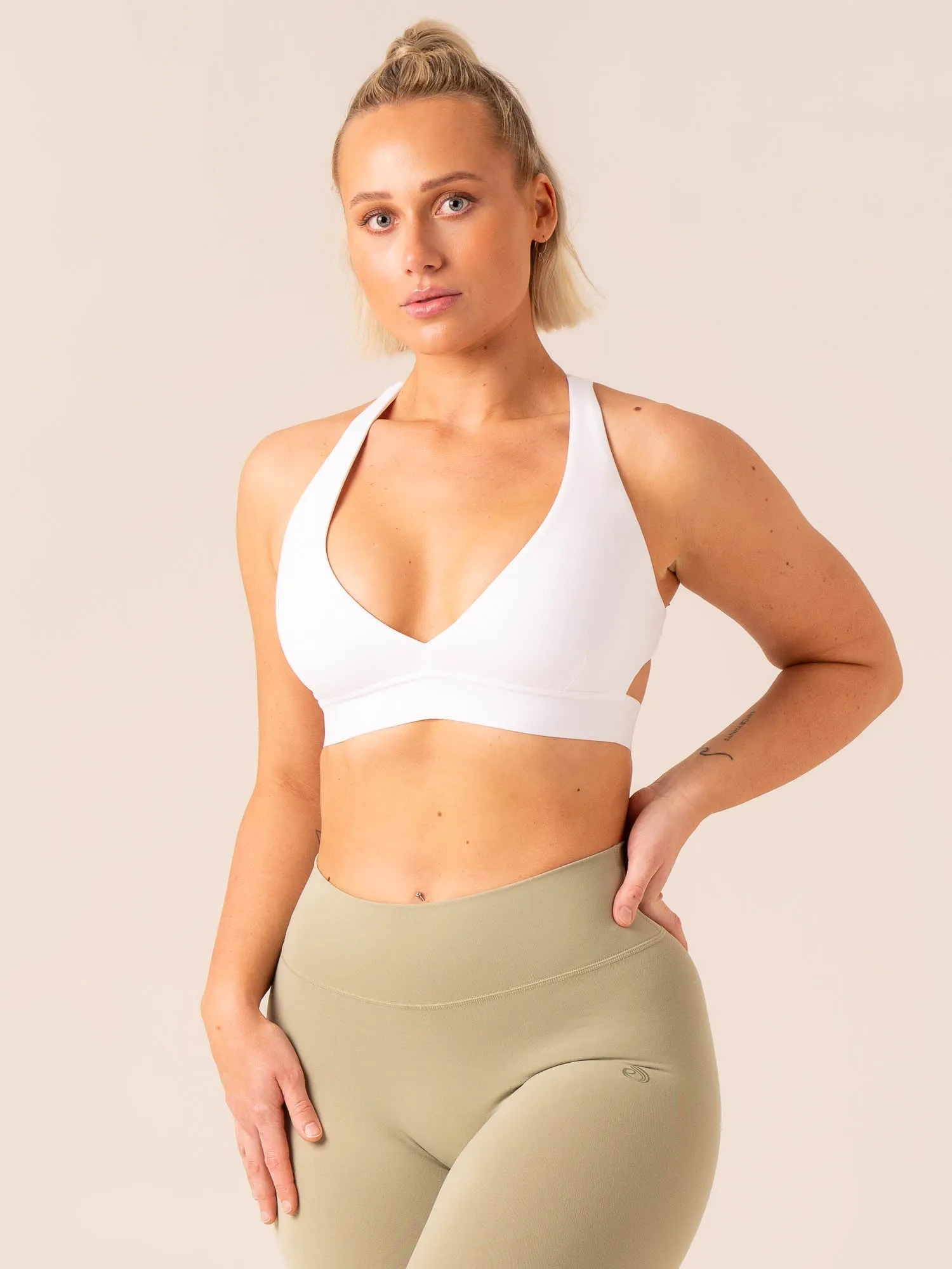 Prime Sports Bra - White Dynamic Fit