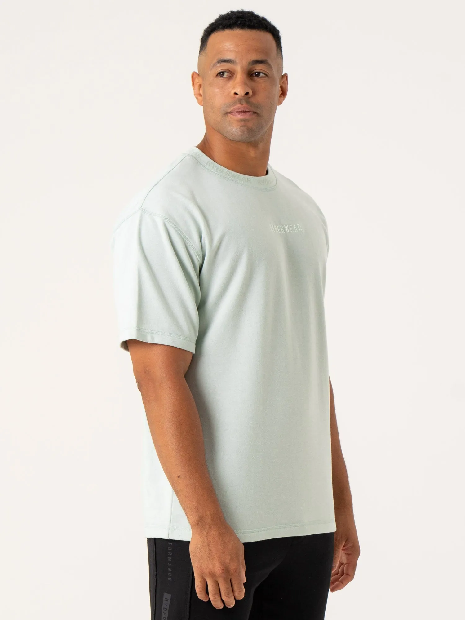 Pursuit Fleece T-Shirt - Spearmint moisture wicking