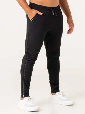 Pursuit Gym Track Pants - Black Summer Cool