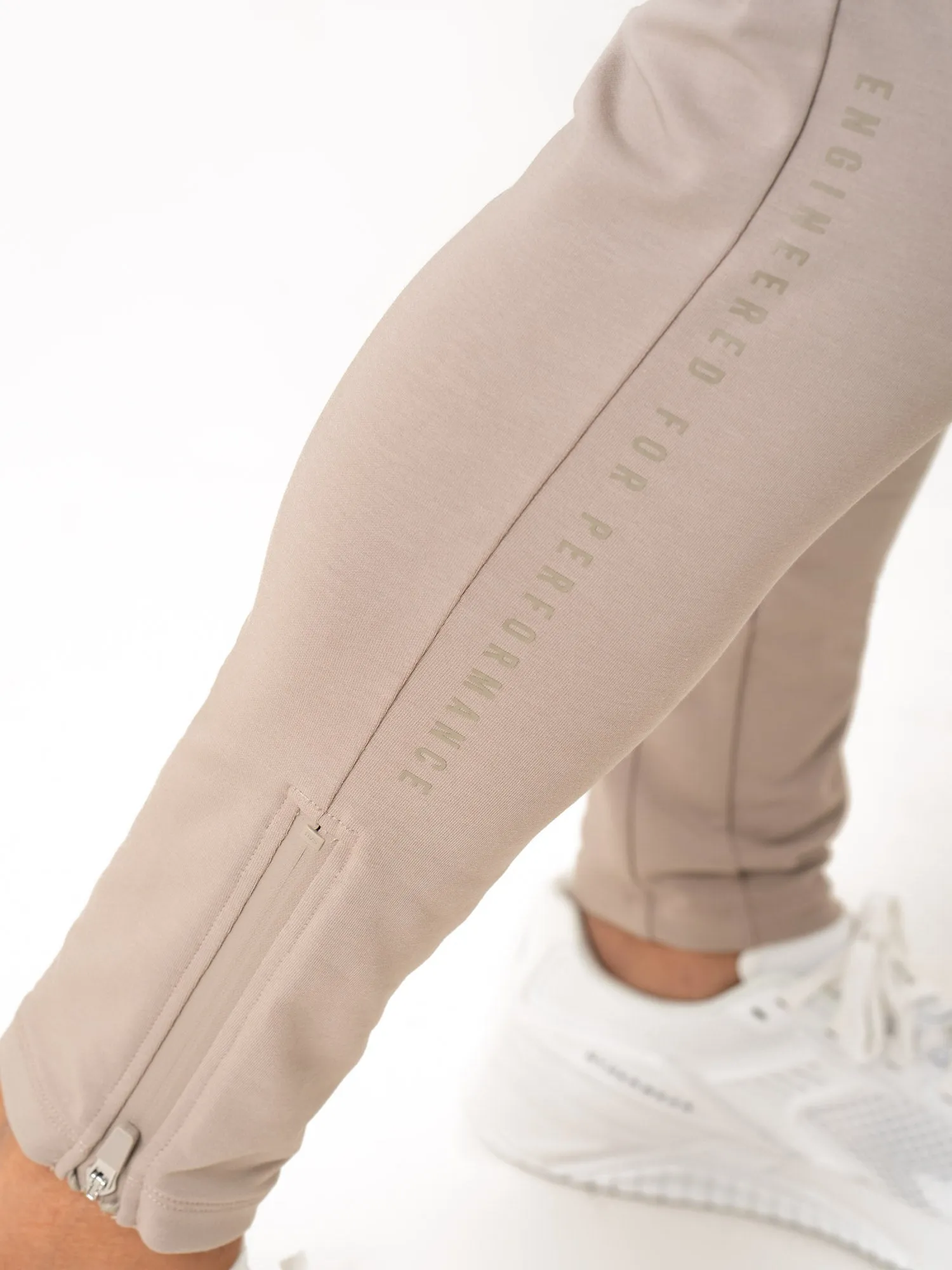 Pursuit Gym Track Pants - Taupe Gym Use