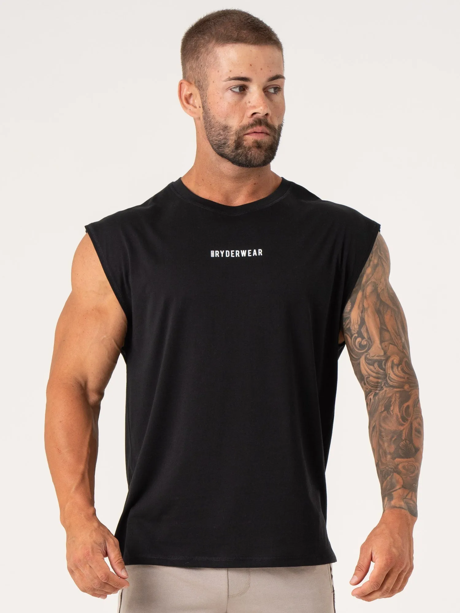 Pursuit Muscle Tank - Black flexible wear