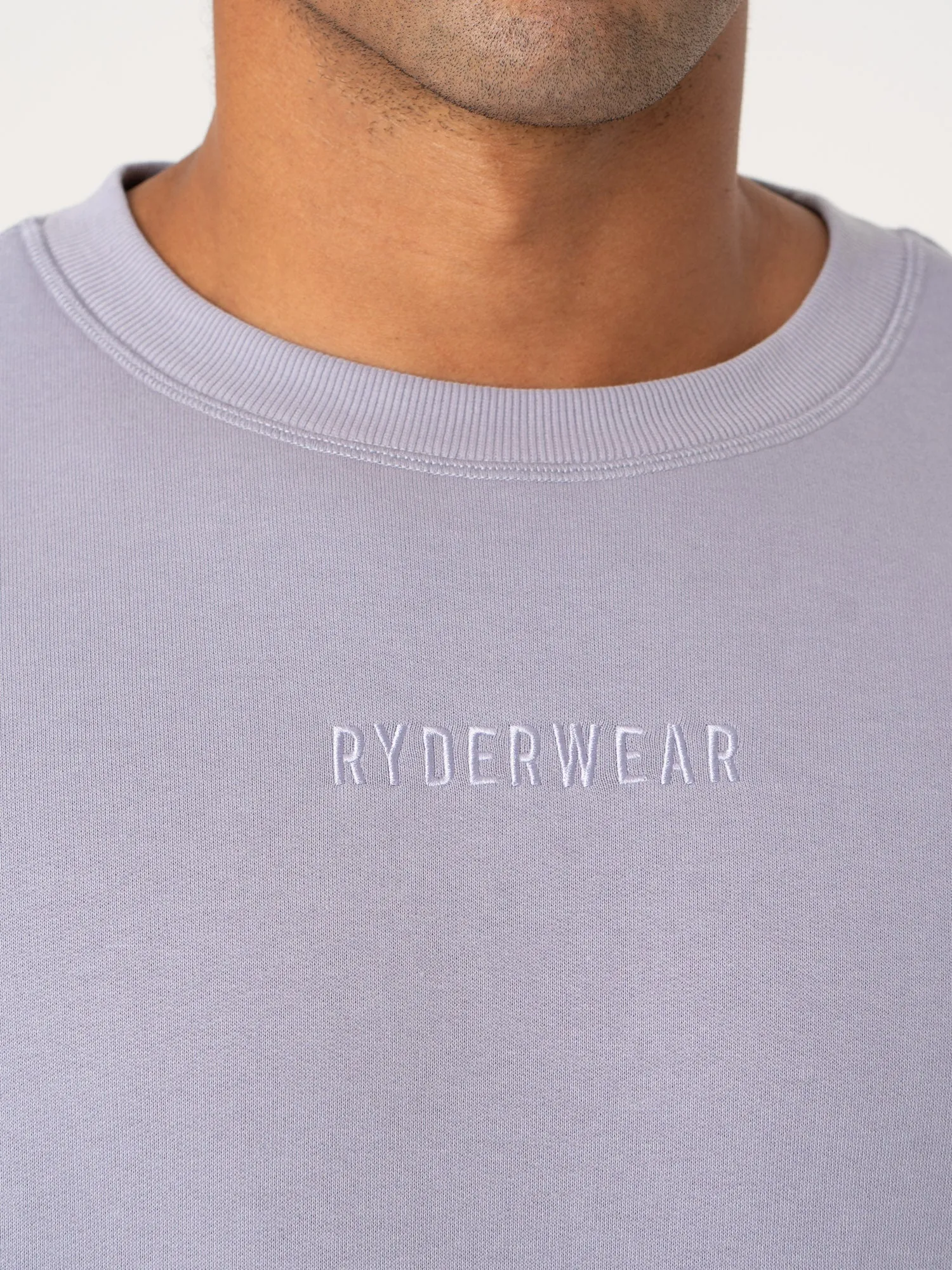 Pursuit Pullover - Lavender casual look