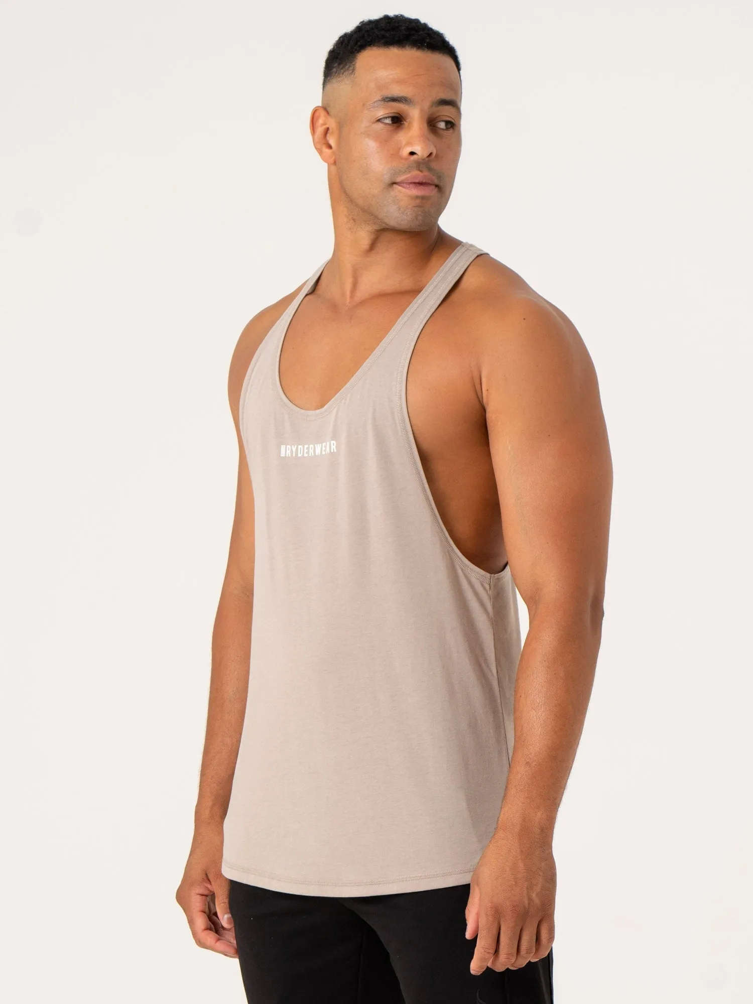 Pursuit Stringer - Taupe daily versatile