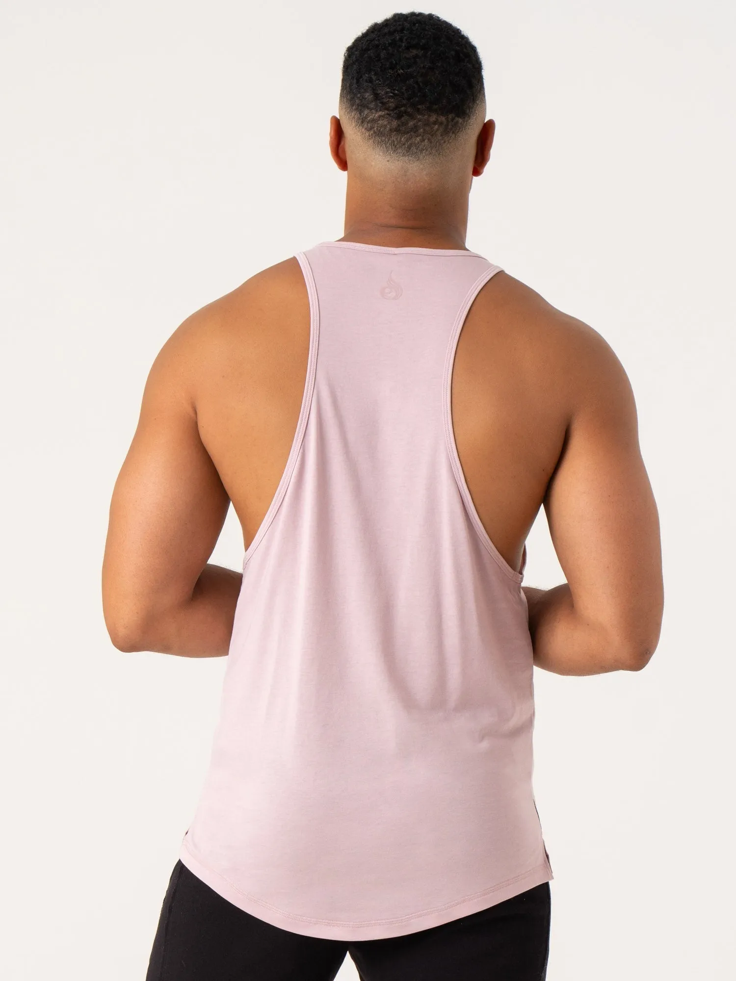 Pursuit Tank - Cinder sports expert