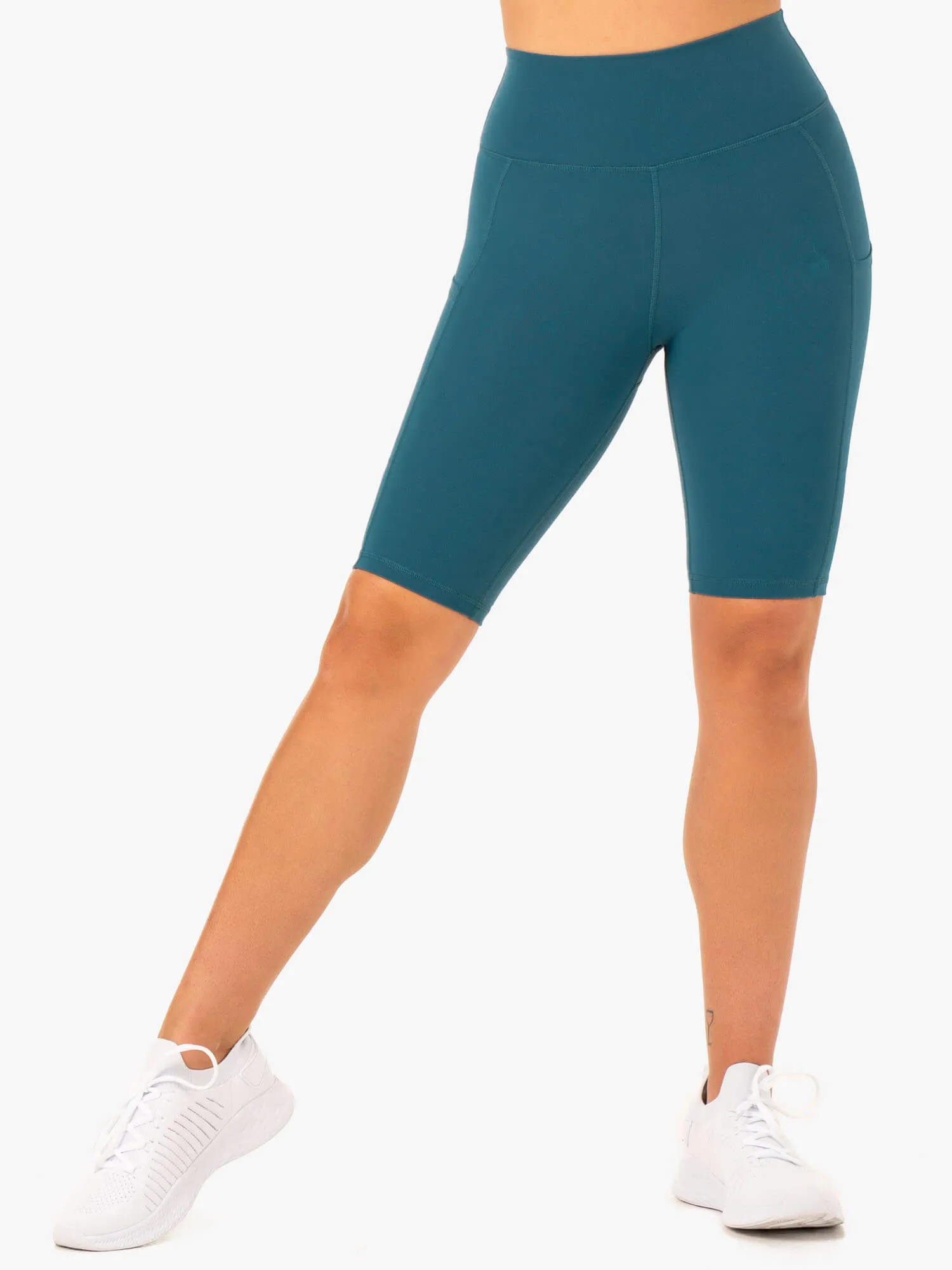 Reset High Waisted Pocket Bike Shorts - Teal sport tech