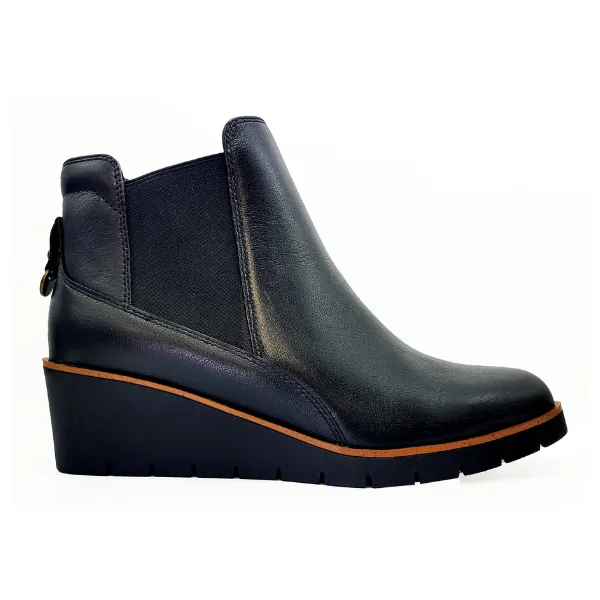 Reverse Women's Galway Wedge Bootie Wide Black light feel