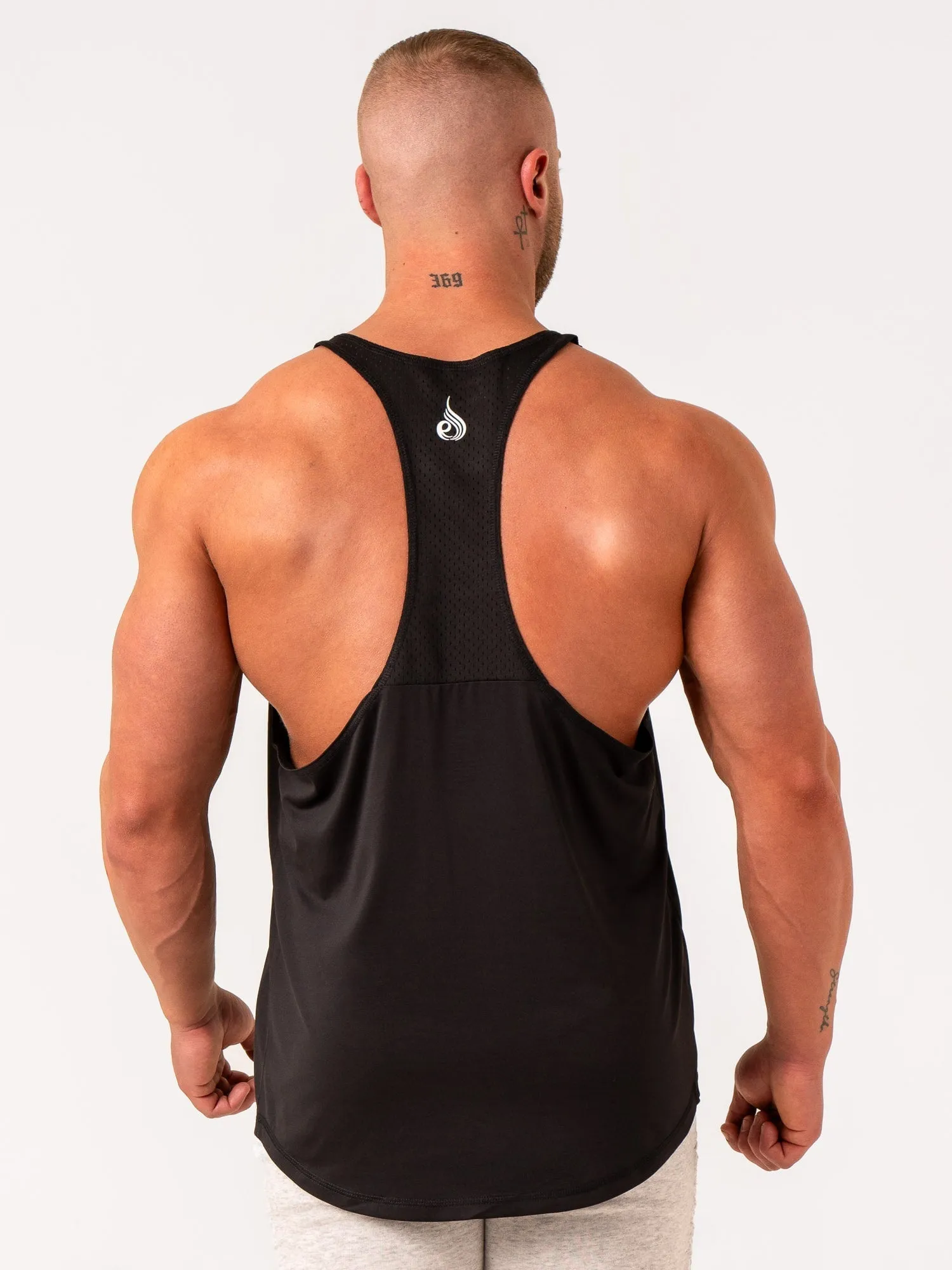 Ryder T-Back - Black flexible stretch