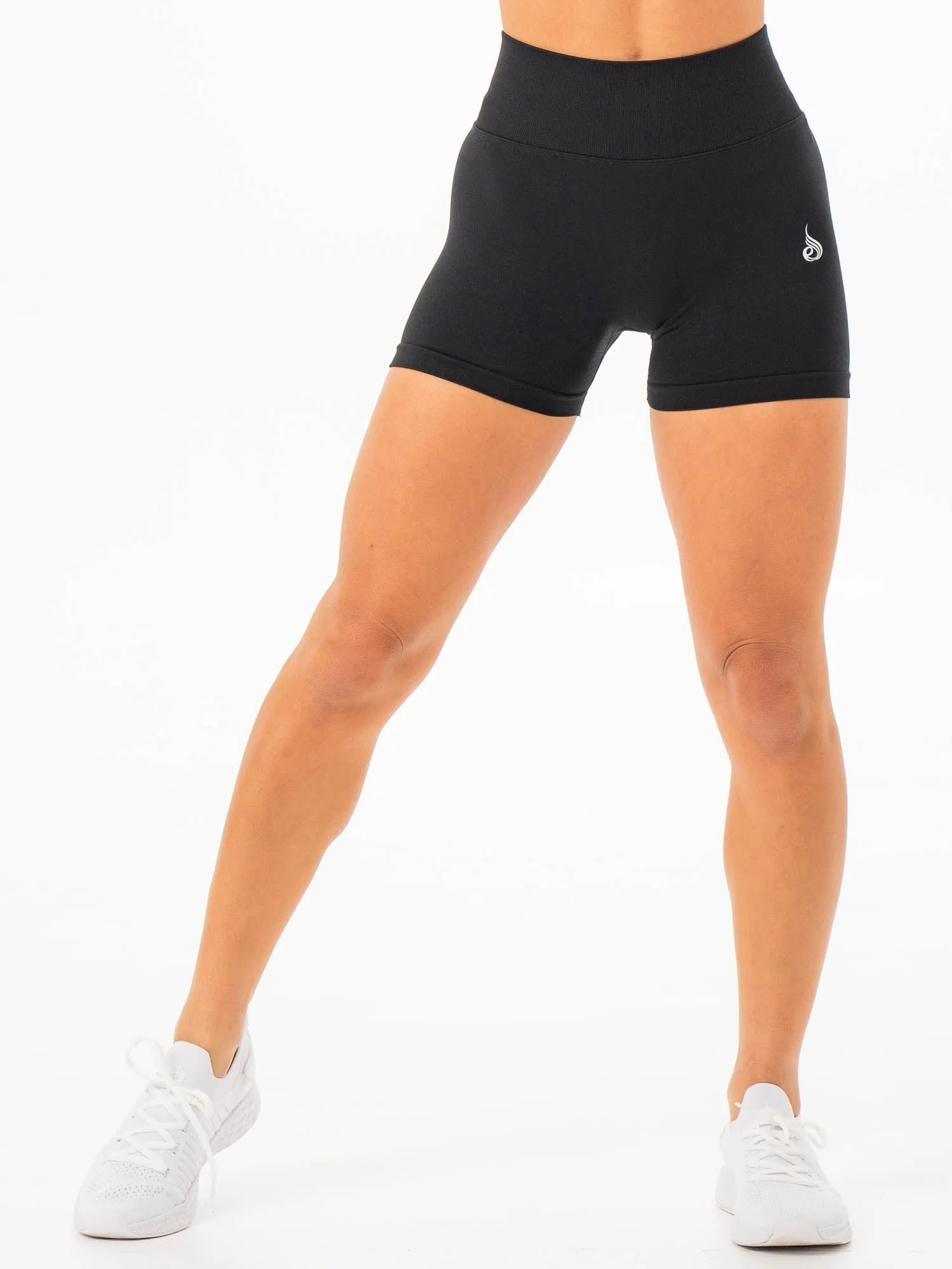 Sculpt Seamless Shorts - Black fitness coach