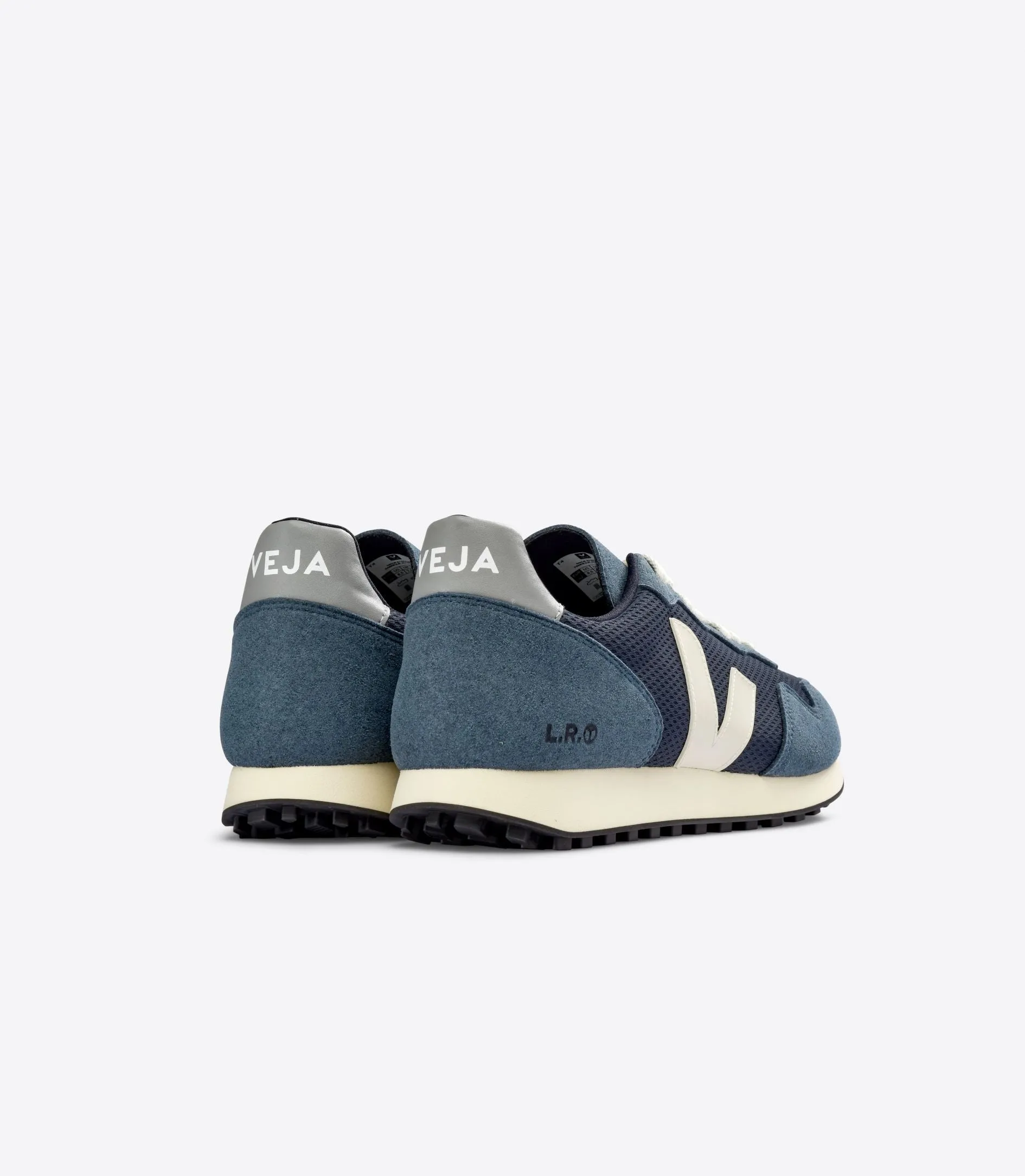 SDU in Nautico PIerre from Veja Mood Sneak