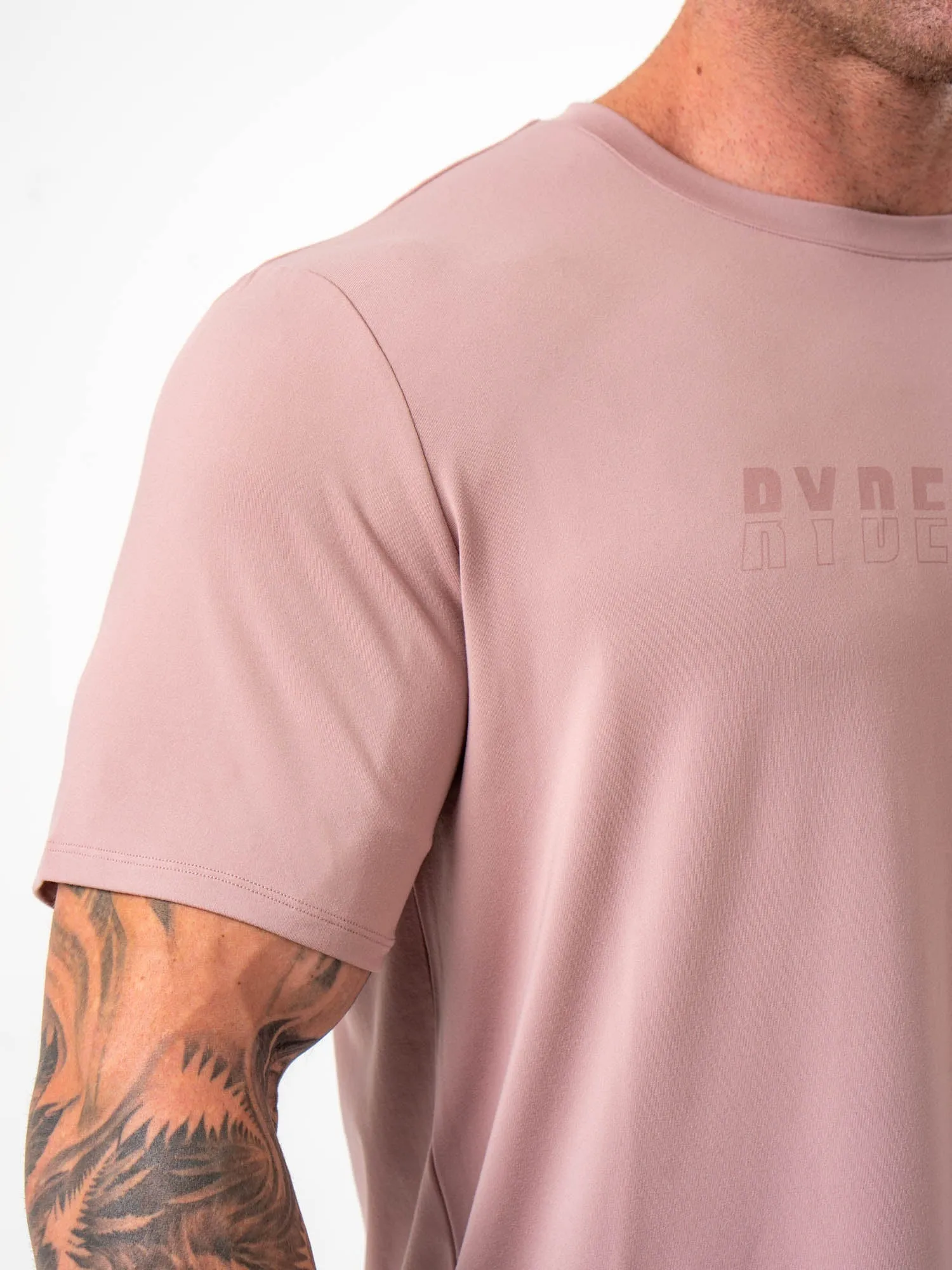 Soft Tech Regular T-Shirt - Cinder summer vibe